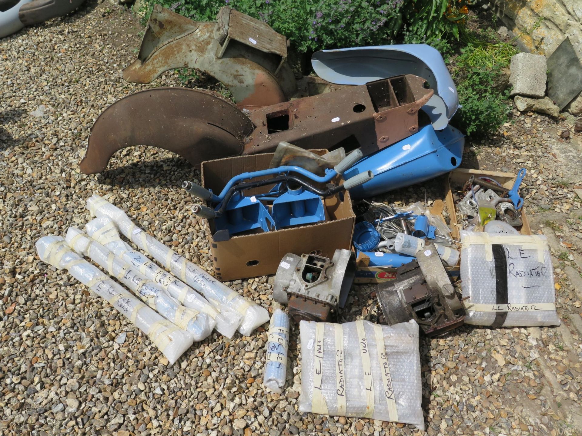 Velocette LE Project Being sold without reserve Many parts from two machines