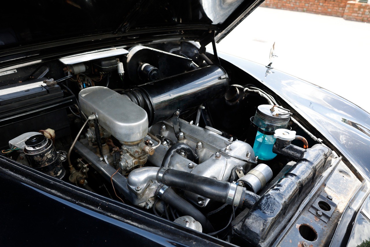 1956 Jaguar MKI 2.4 Registration number VUO 132 Chassis number S902907 Engine number BB5331-8 - Image 25 of 33