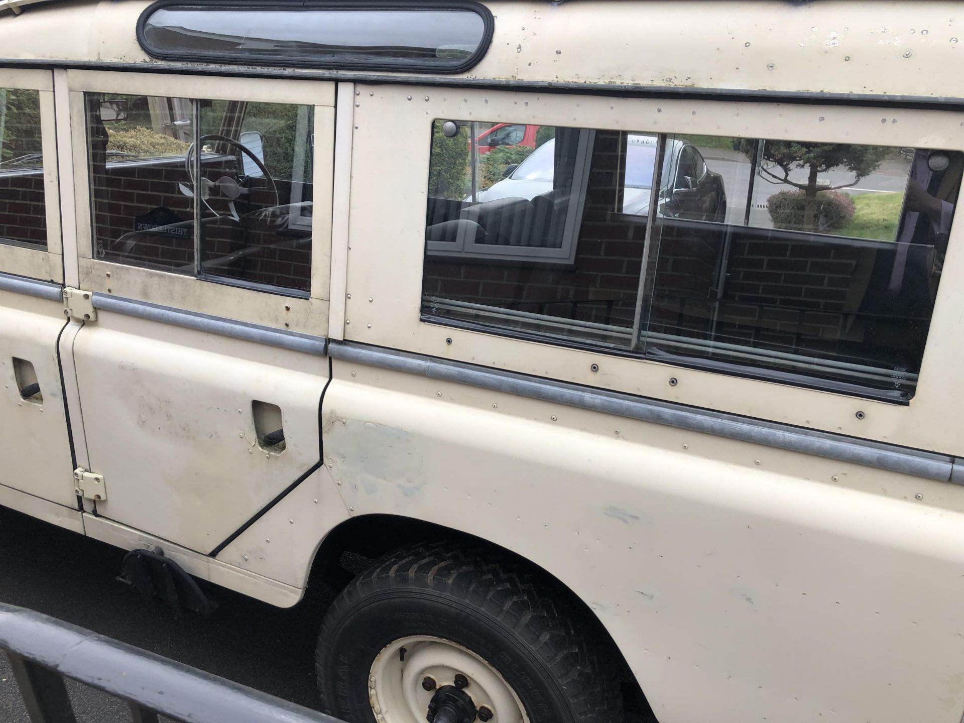 1973 Land Rover 109 Station Wagon Registration number OYB 606L Chassis number 93100787B Engine - Image 13 of 55