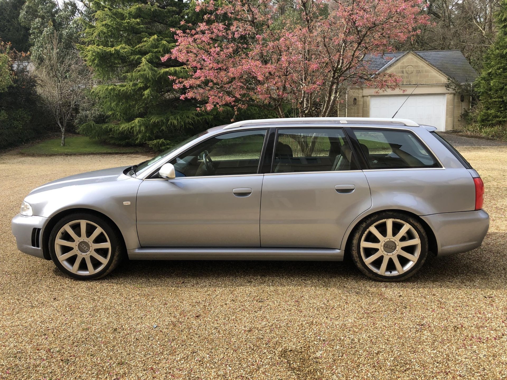 2000 Audi RS4 Avant B5 Registration number 42790 Chassis number WUAZZZ8DZ1N900940 Engine number - Image 26 of 46