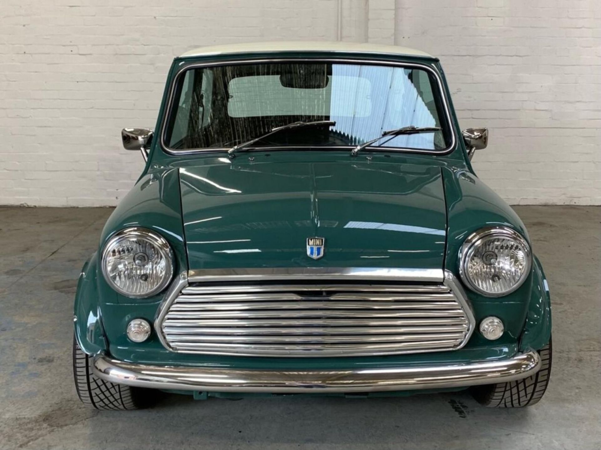 1971 Mini Cooper S Recreation Registration number KFB 656J Green with a white roof Black interior - Image 9 of 18