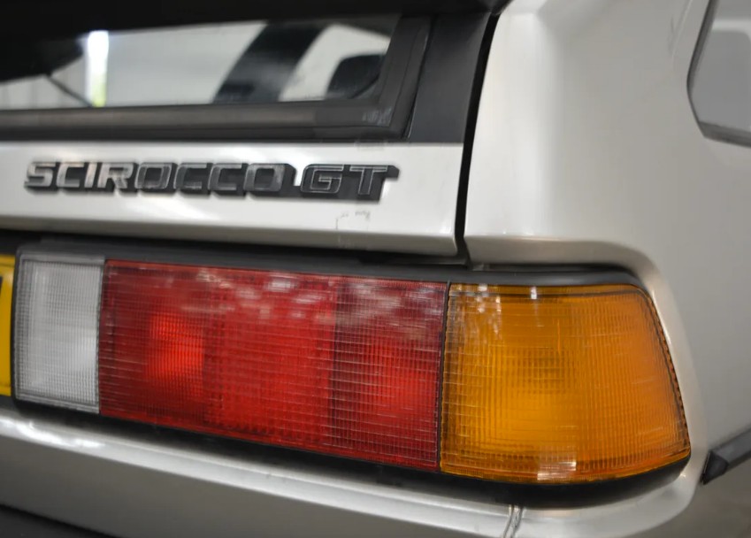1990 VW Scirocco GT Registration number G987 JJW Chassis number VWVZZZ53ZKK008498 Engine number - Image 10 of 39