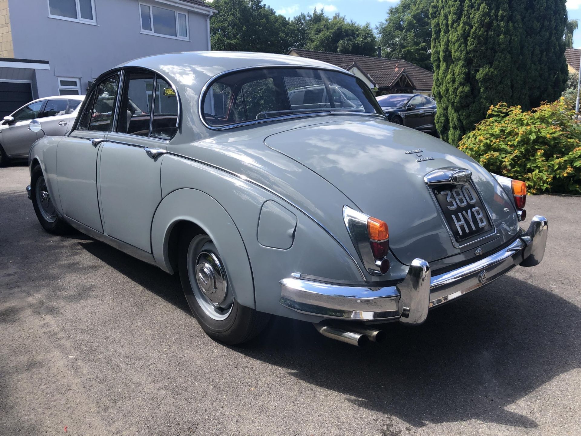 1960 Jaguar MKII 3.4 auto Registration number 380 HYB Chassis number 151126B/W Engine number - Image 6 of 100