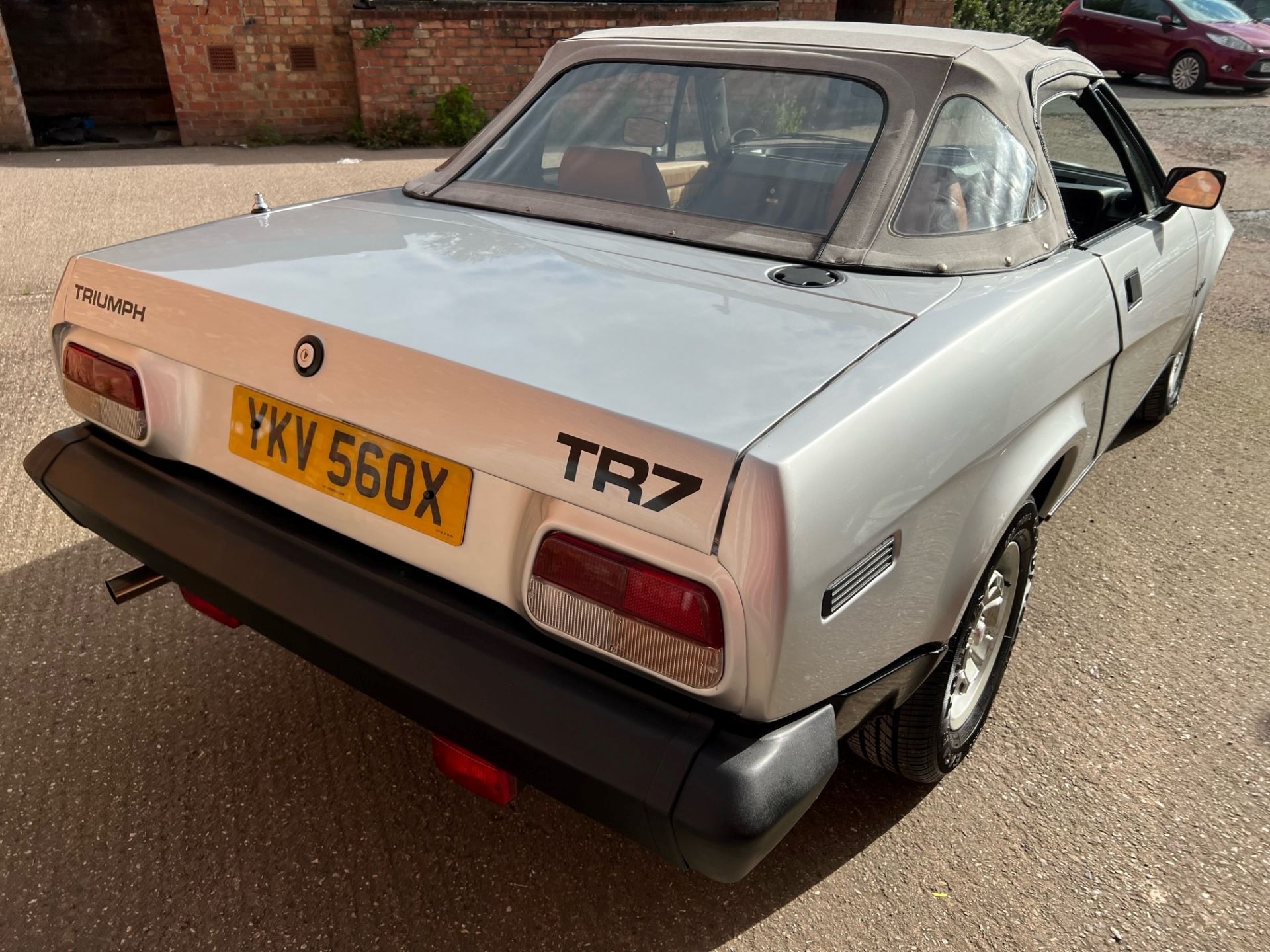 1982 Triumph TR7 Convertible Registration number YKV 560X Chassis number SATTPADJ7AA407800 - Image 9 of 16