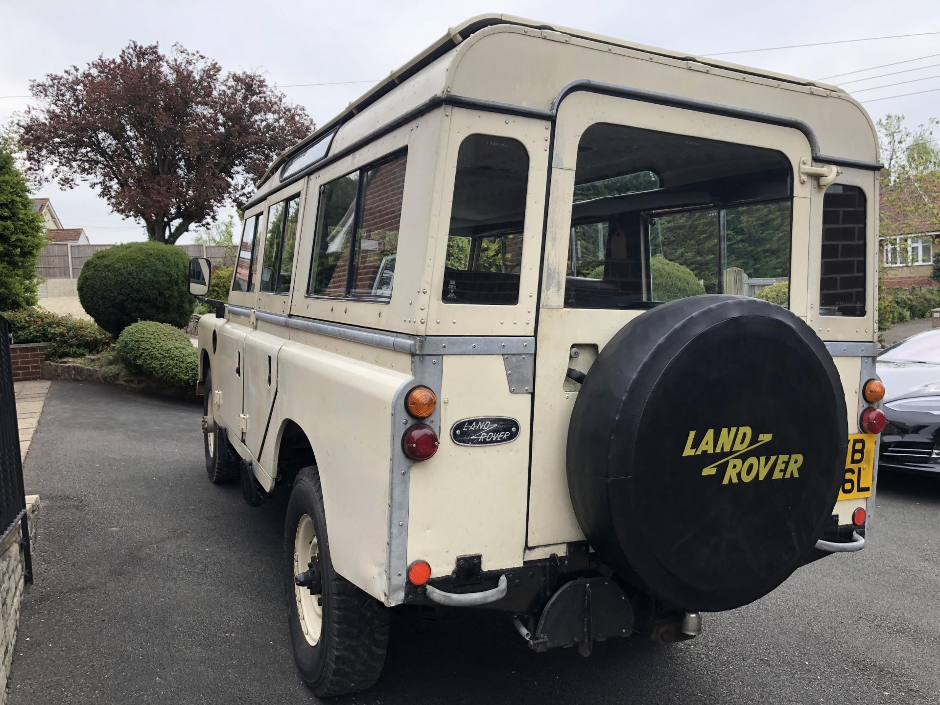 1973 Land Rover 109 Station Wagon Registration number OYB 606L Chassis number 93100787B Engine - Image 15 of 55