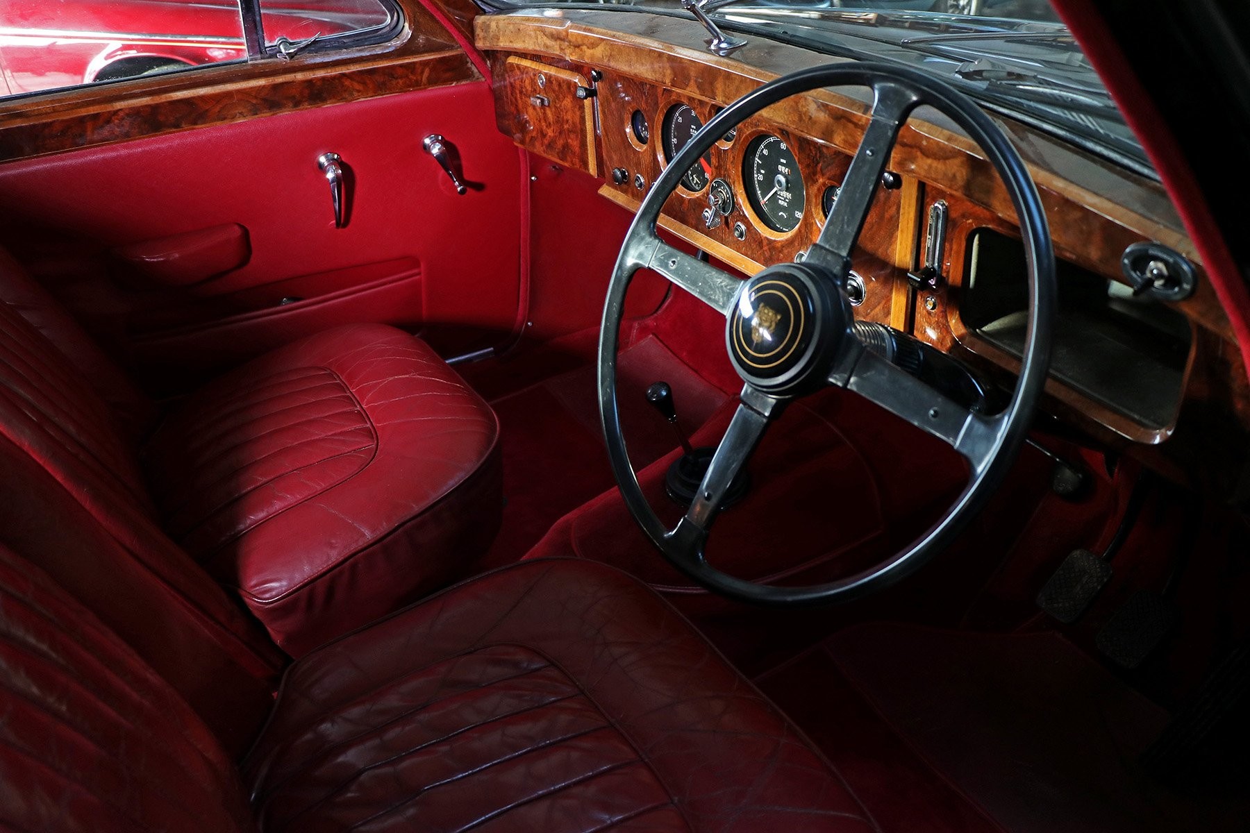 1956 Jaguar MKI 2.4 Registration number VUO 132 Chassis number S902907 Engine number BB5331-8 - Image 18 of 33