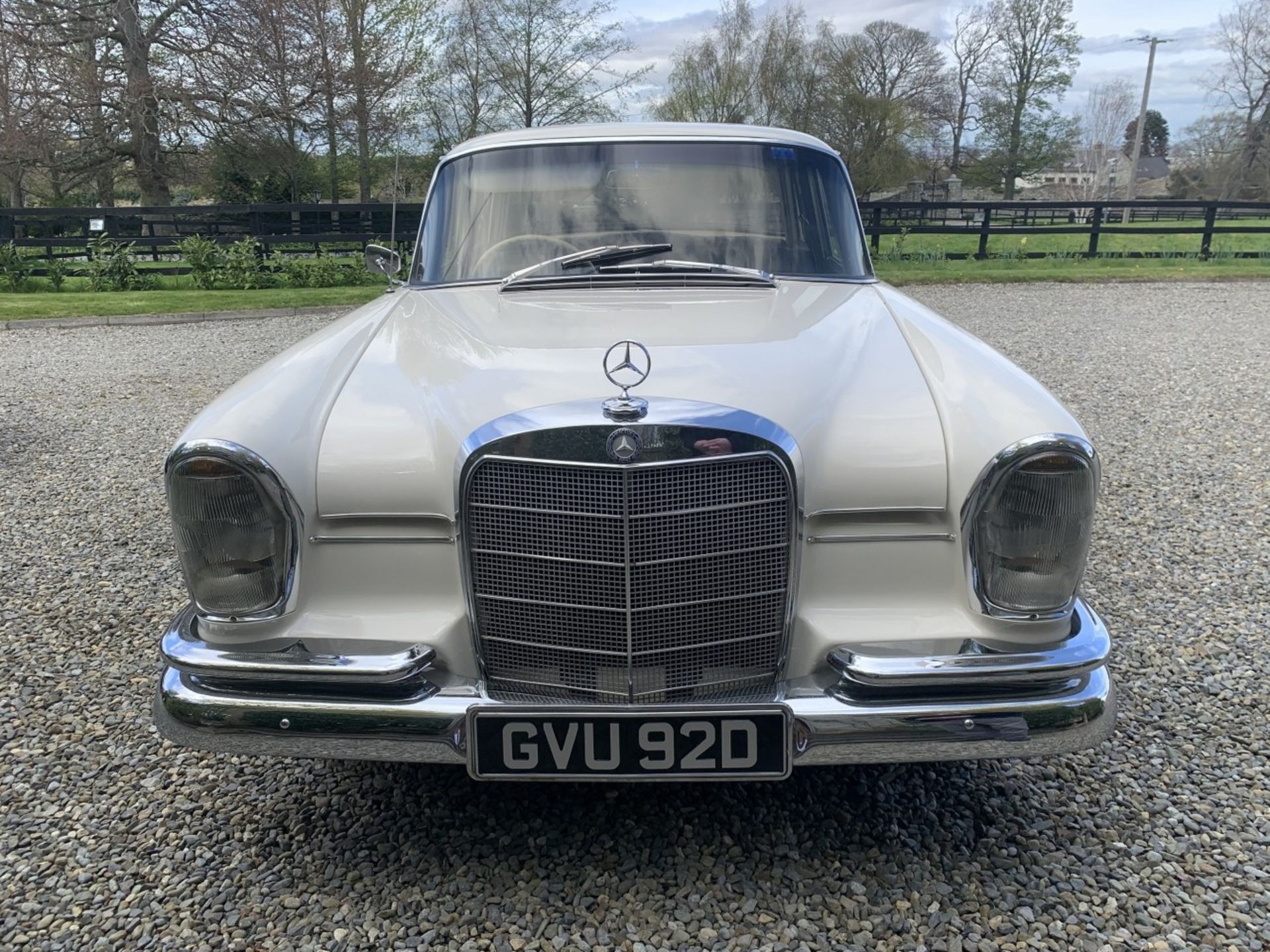 1966 Mercedes-Benz 230S Registration number GVU 92D White with a blue interior Automatic Ex-South - Image 2 of 17