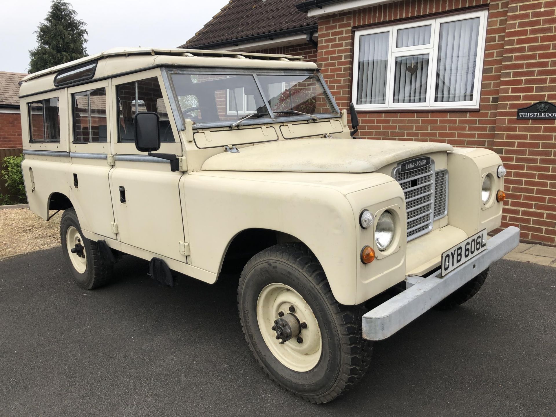 1973 Land Rover 109 Station Wagon Registration number OYB 606L Chassis number 93100787B Engine - Image 2 of 55