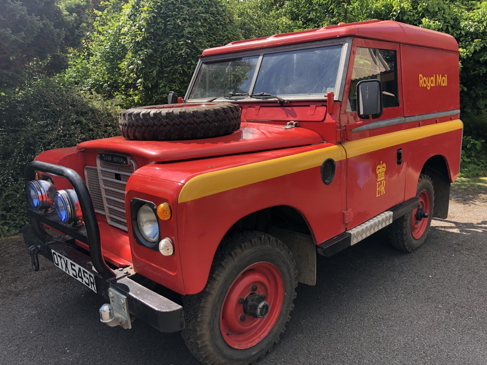 1977 Land Rover 88 Series III Royal Mail Recovery Vehicle Registration number OTX 545R Chassis