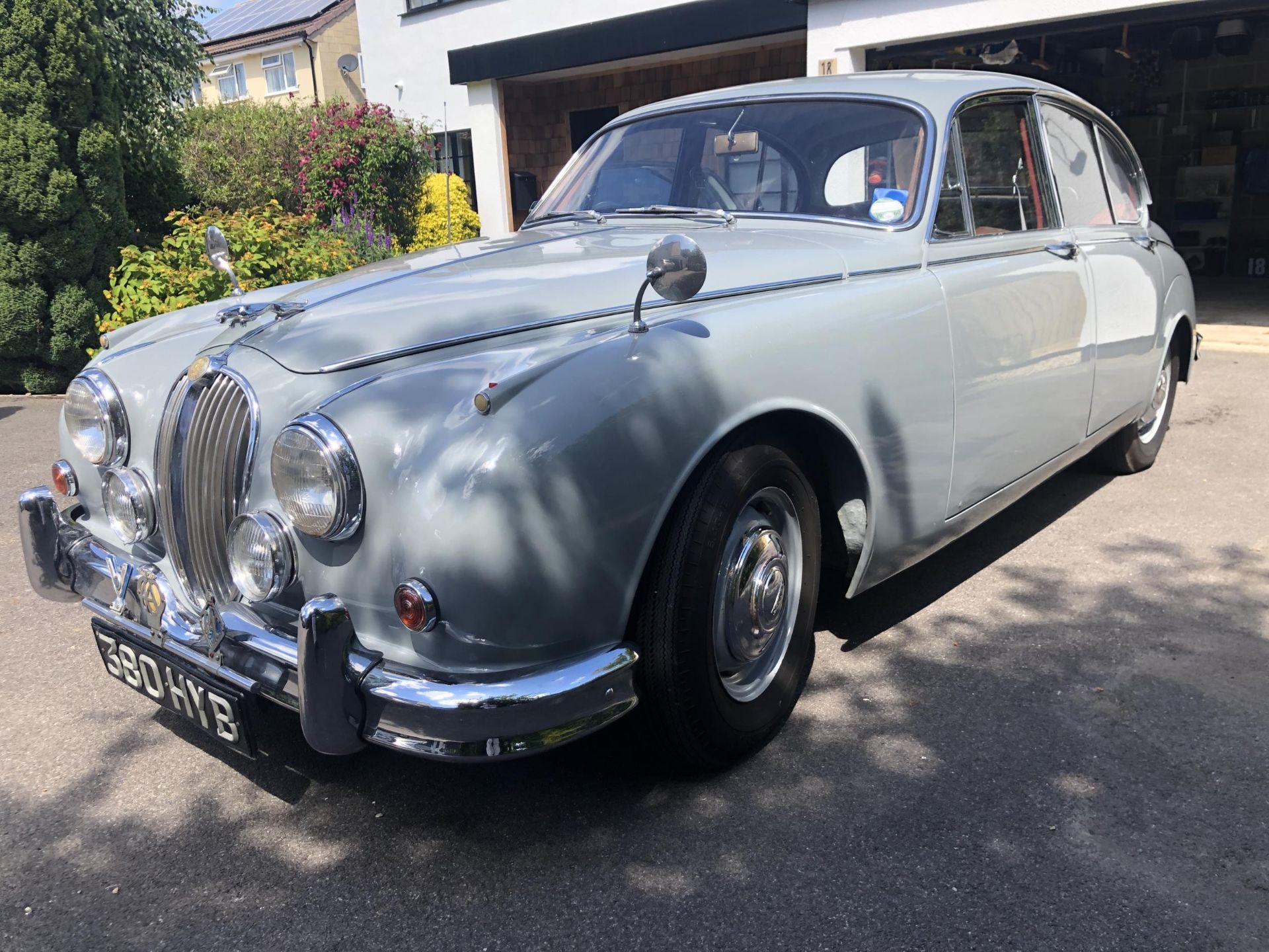 1960 Jaguar MKII 3.4 auto Registration number 380 HYB Chassis number 151126B/W Engine number - Image 3 of 100