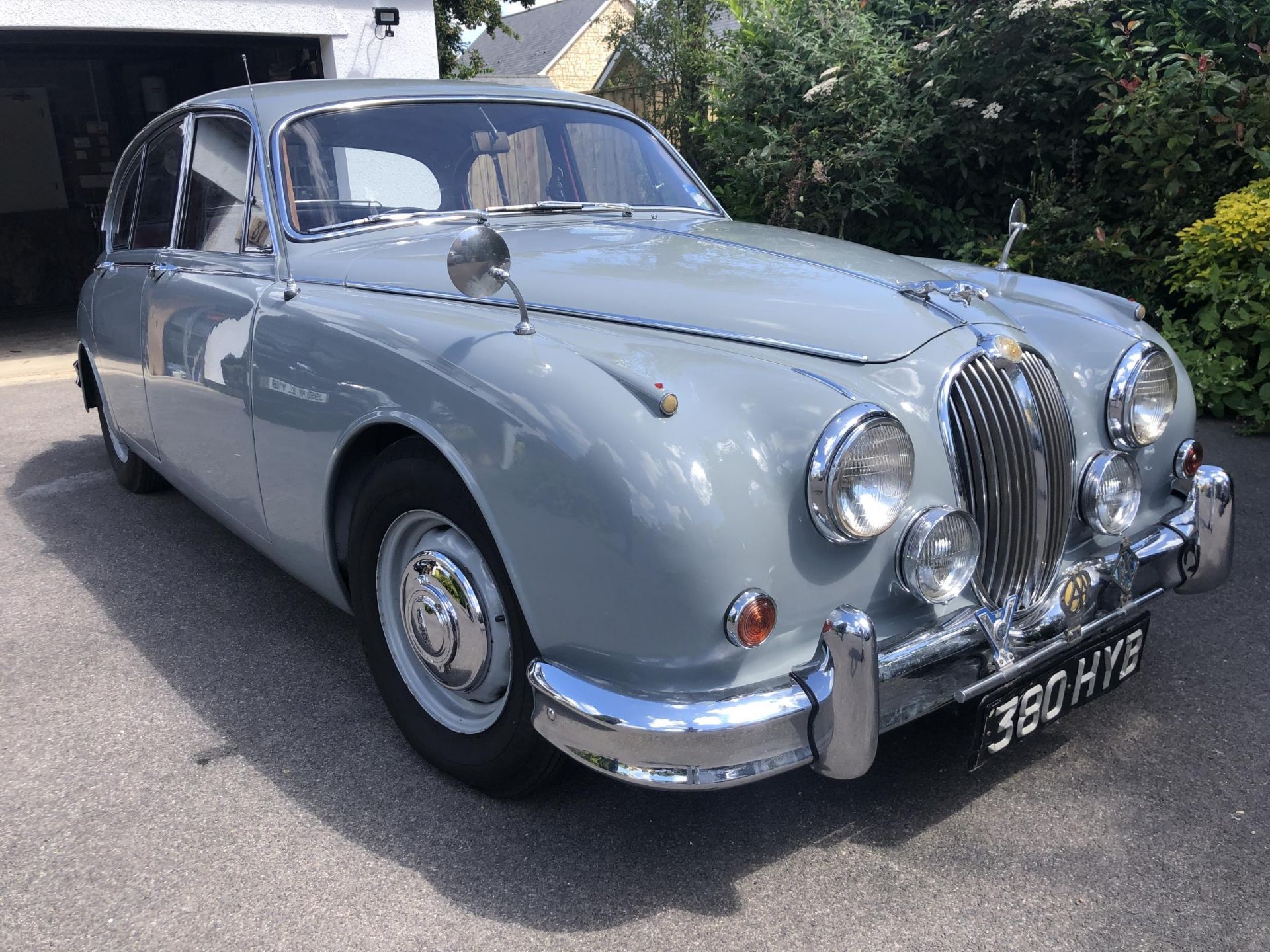 1960 Jaguar MKII 3.4 auto Registration number 380 HYB Chassis number 151126B/W Engine number