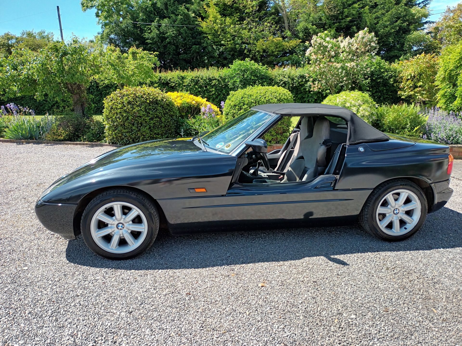 1989 BMW Z1 Registration number G46 VML Left hand drive (as were all Z1's produced) Dream Black with - Image 2 of 30