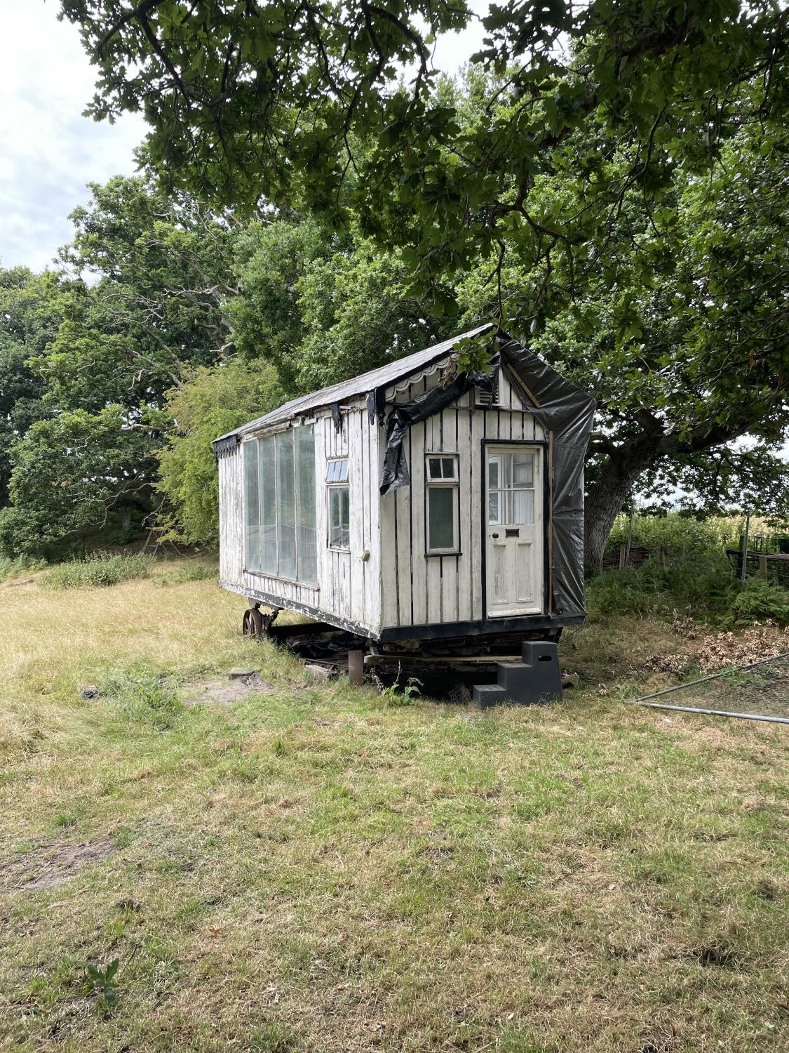 A late Victorian mobile photographic studio. Father and son photographers John and Walter Pouncy - Image 4 of 135