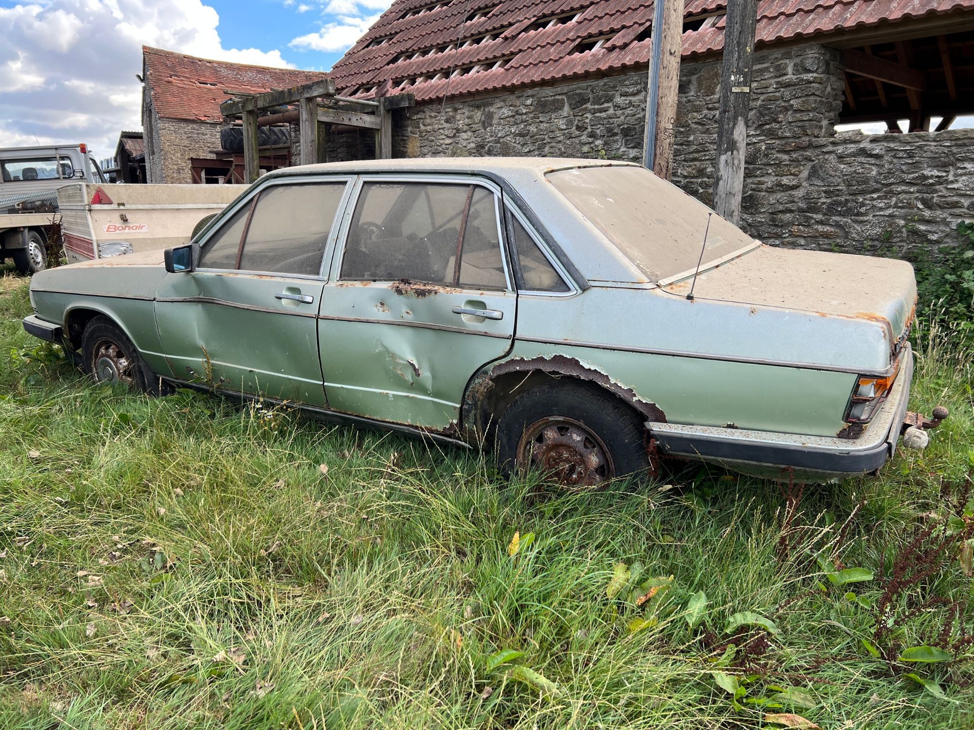 1980 Audi 100 GL5E Automatic Being sold without reserve Registration number DWS 269W Green Roof - Image 2 of 14