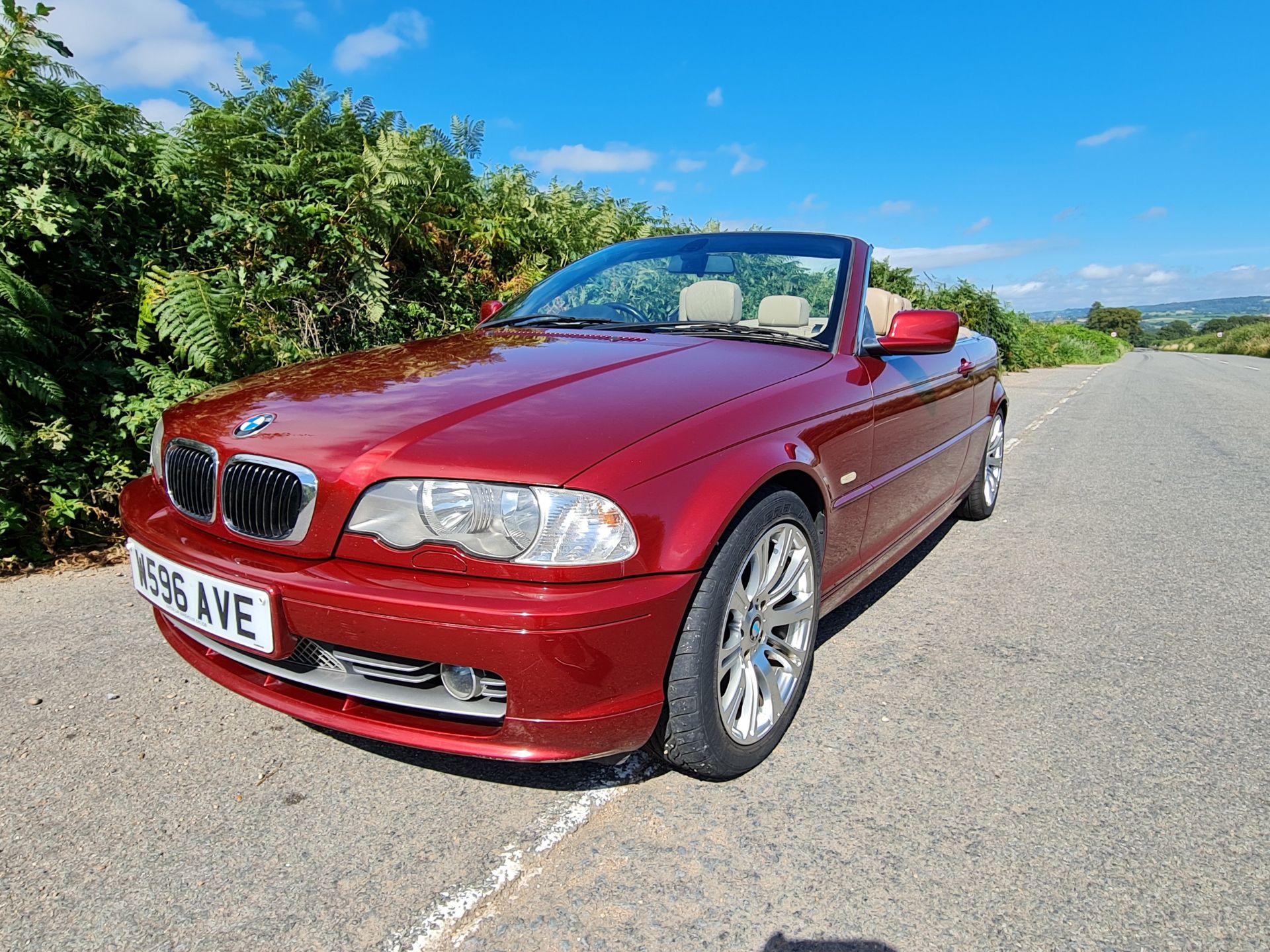 2000 BMW 330Ci Convertible Registration number W596 AVE Chassis number WBABS52060EH92204 Engine - Image 16 of 16