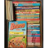 Assorted Dandy and Beano annuals (6 boxes)