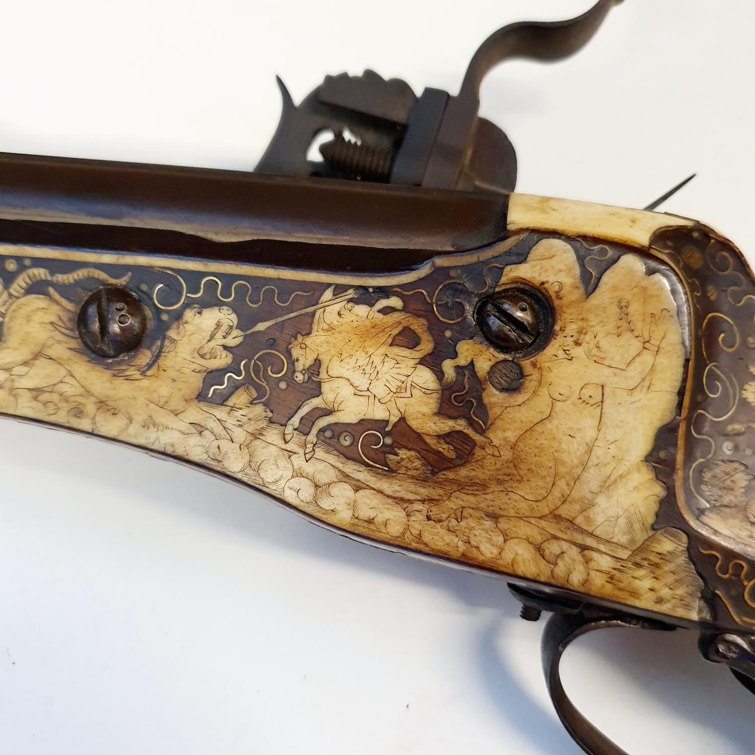 A fine 17th century German wheel lock rifle, having an octagonal barrel of approx. 18 mm and - Image 19 of 20