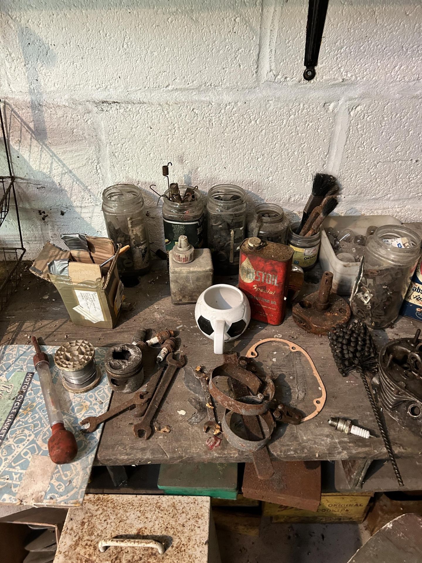 The workshop and other items, removed from John Pearson's garage, including tools, a work bench, and - Image 2 of 6