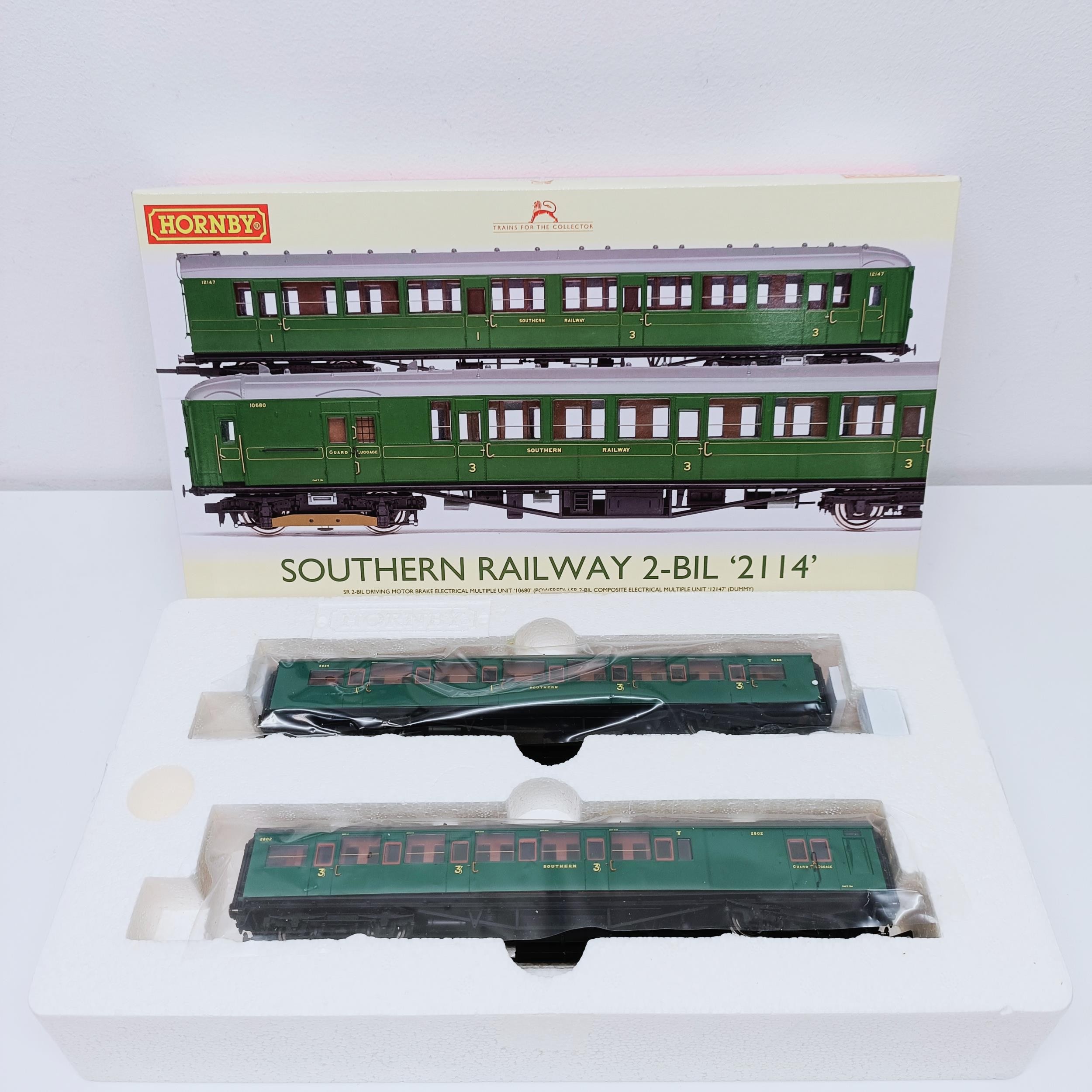 A Hornby OO gauge two car set, R3161X, boxed Provenance: From a vast single owner collection of OO - Image 6 of 8