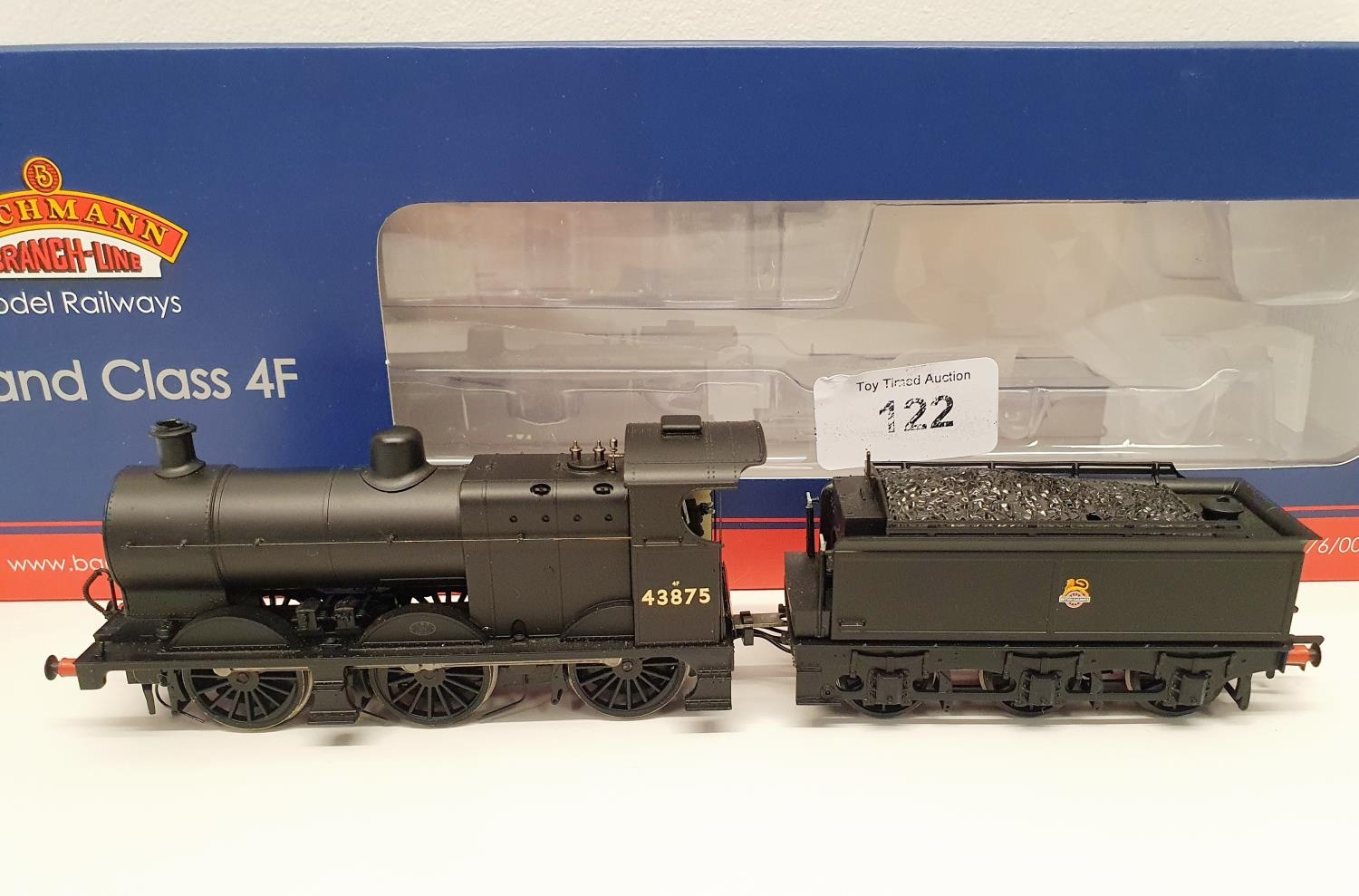 A Bachmann OO gauge 0-6-0 locomotive and tender, No 31-881, boxed Provenance: From a vast single - Image 2 of 3