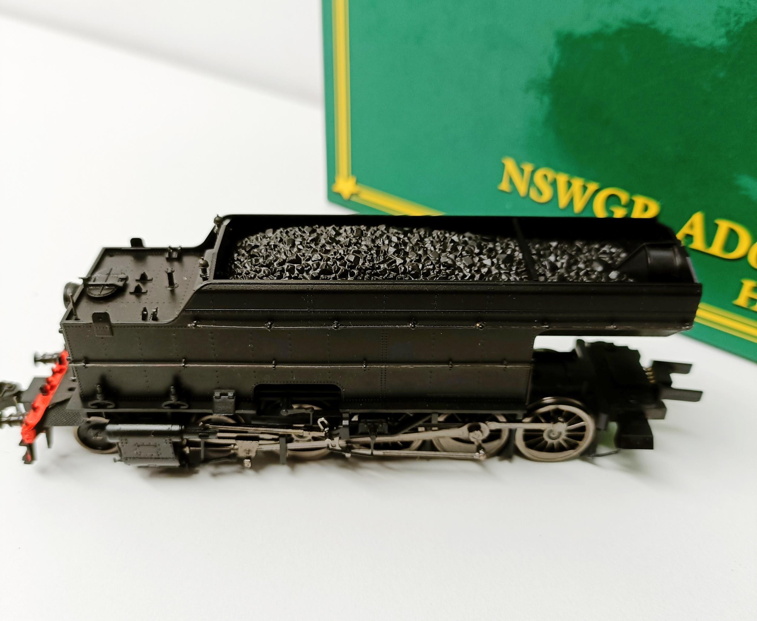 An Eureka Models HO gauge locomotive and tender, No NSWGR AD60, Class Garret, boxed Provenance: From - Image 6 of 9