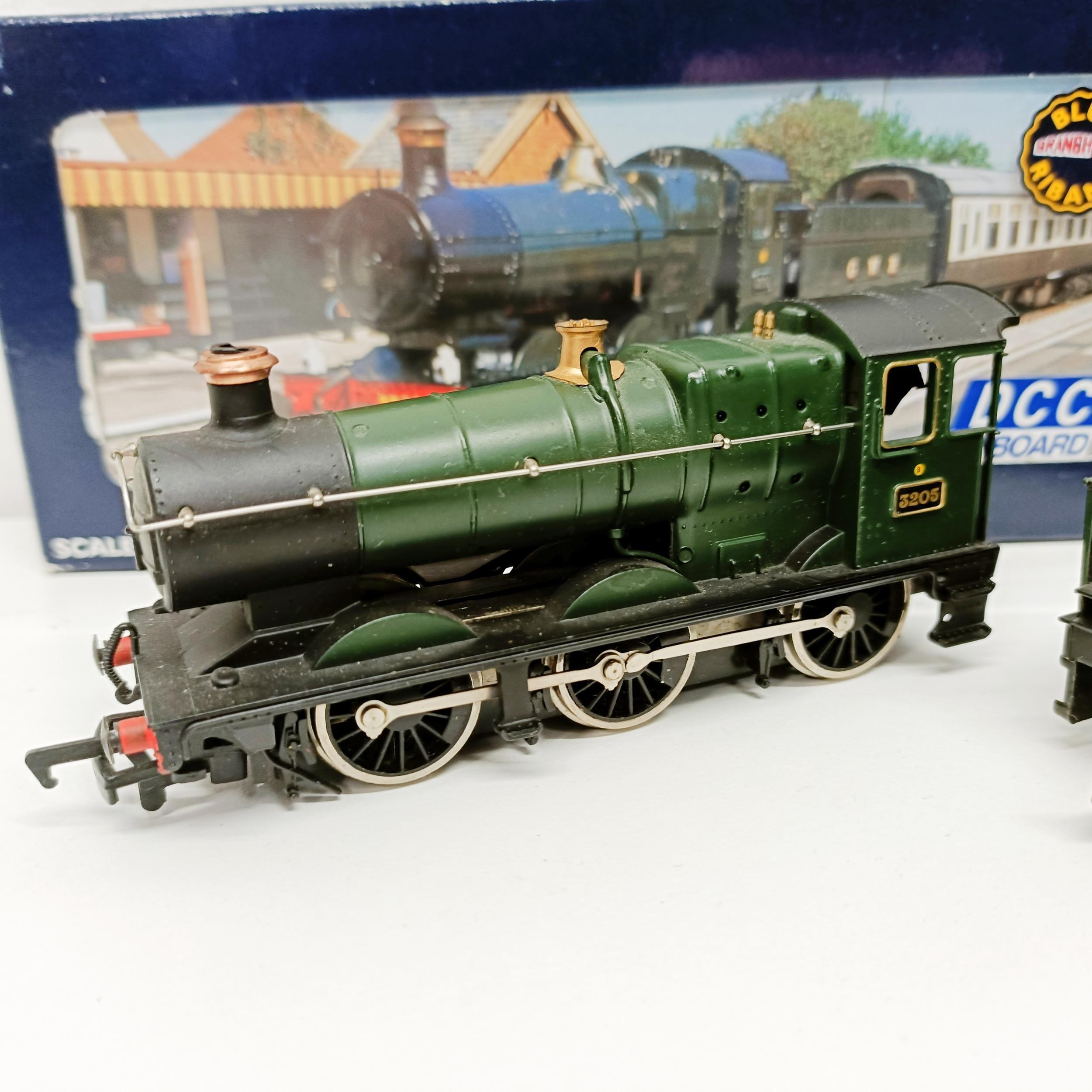 A Bachmann OO gauge 0-6-0 locomotive and tender, No 341970, boxed Provenance: From a vast single - Image 2 of 6