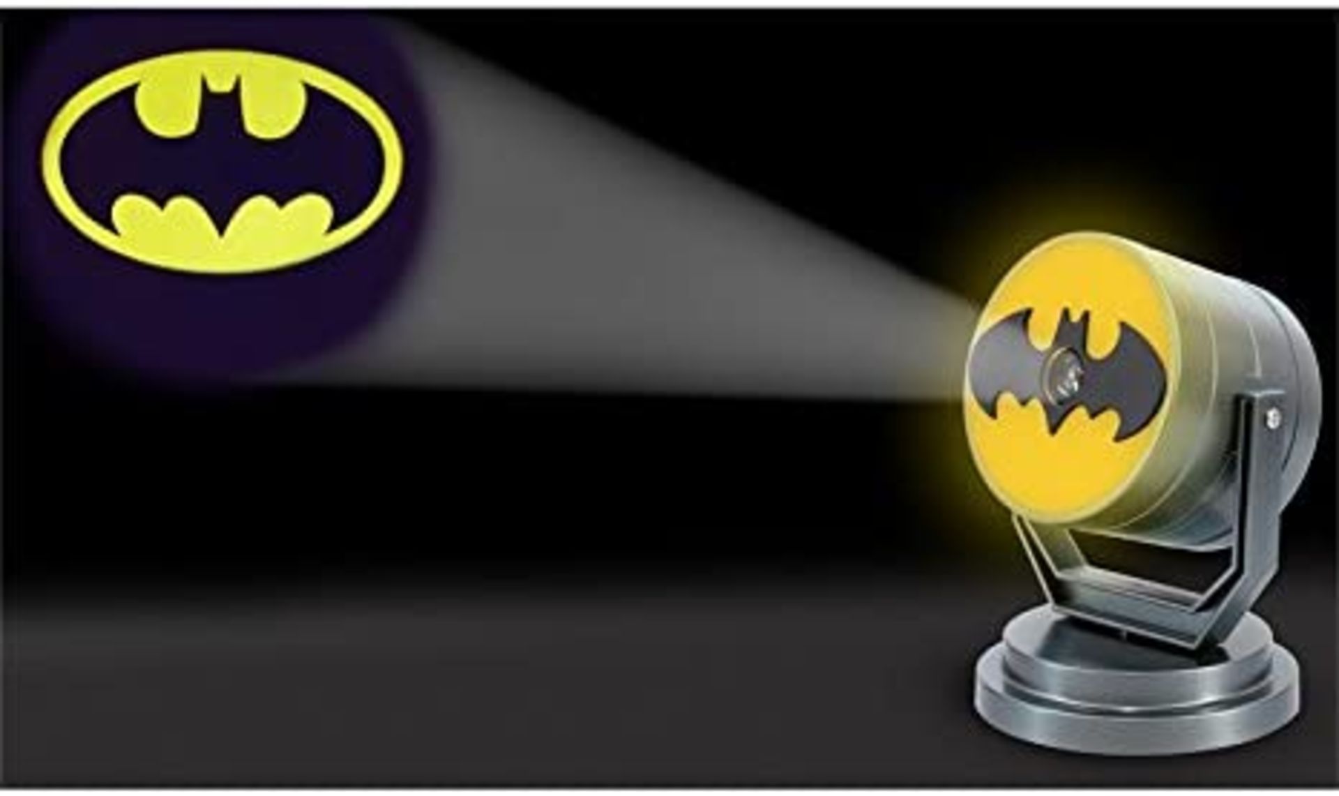 RRP - £18.00 Batman Bat Signal Projection Light LED Table Lamp