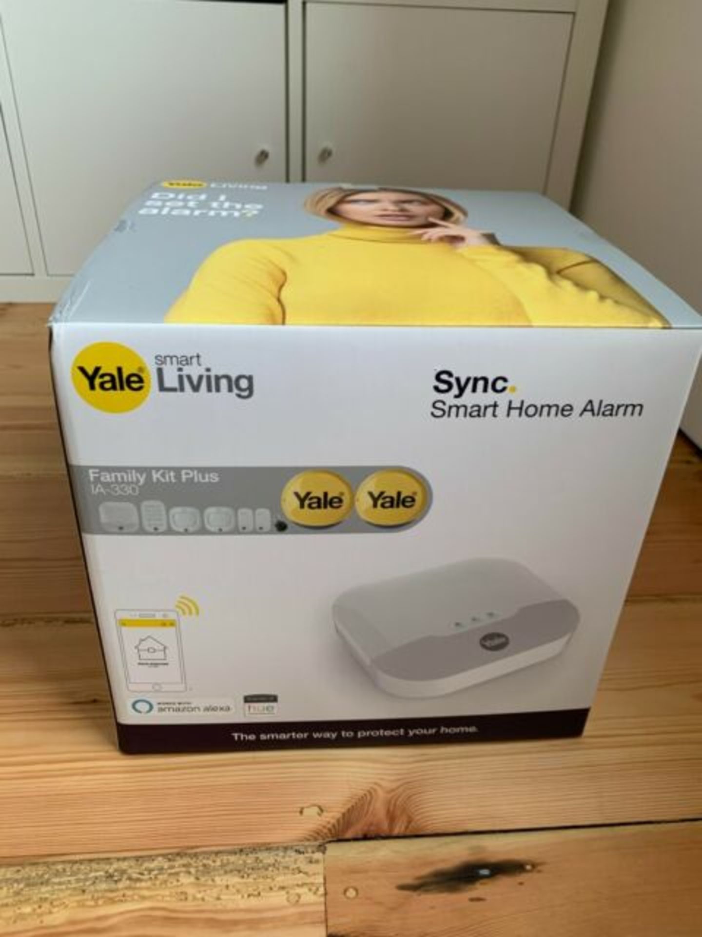 RRP-£296 Yale IA-330 Sync Smart Home Alarm, White