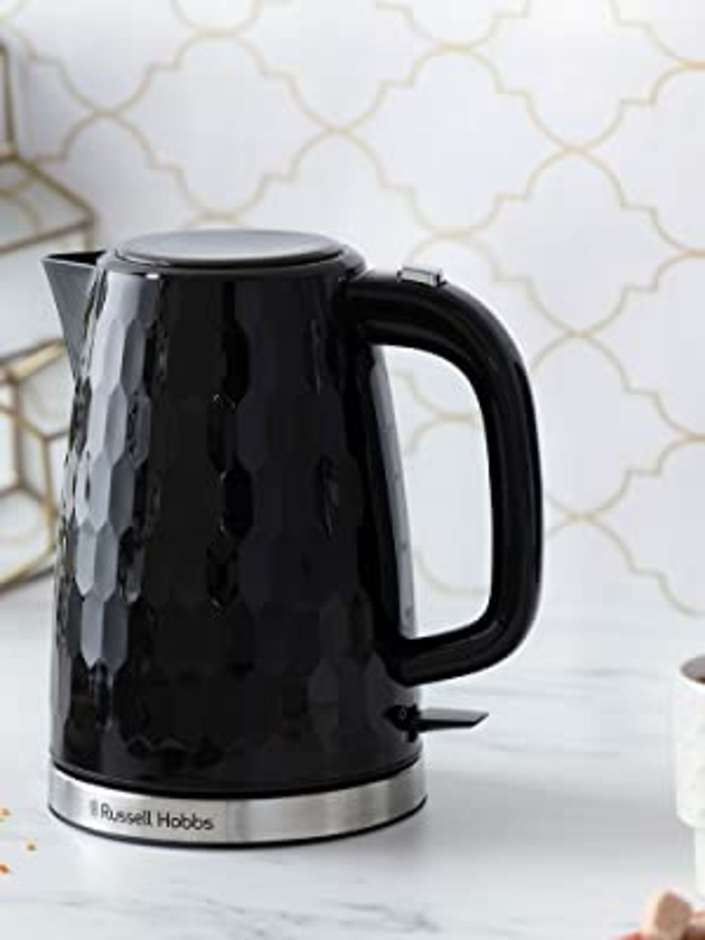 RRP-£26 Russell Hobbs 26051 Cordless Electric Kettle - Contemporary Honeycomb Design with Fast Boil