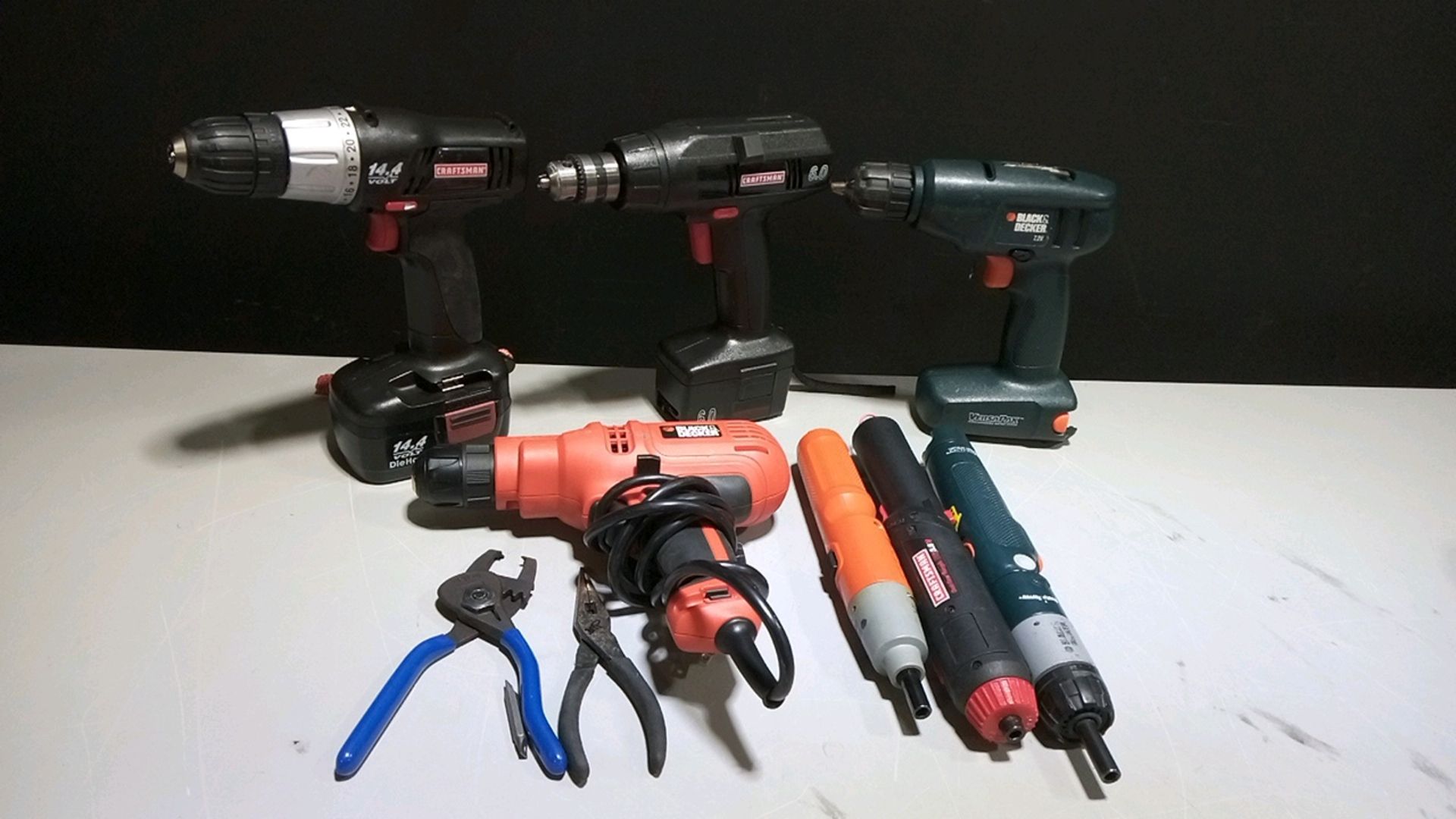 LOT OF POWER TOOLS