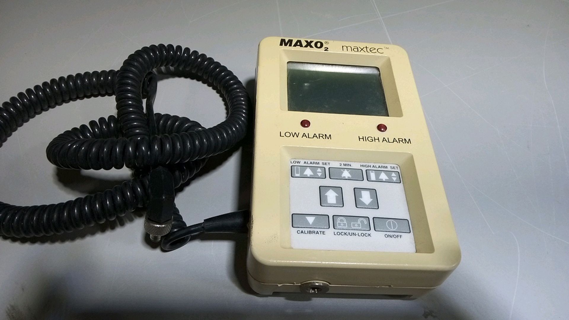 MAXTEC OM25-ME ANALYZER