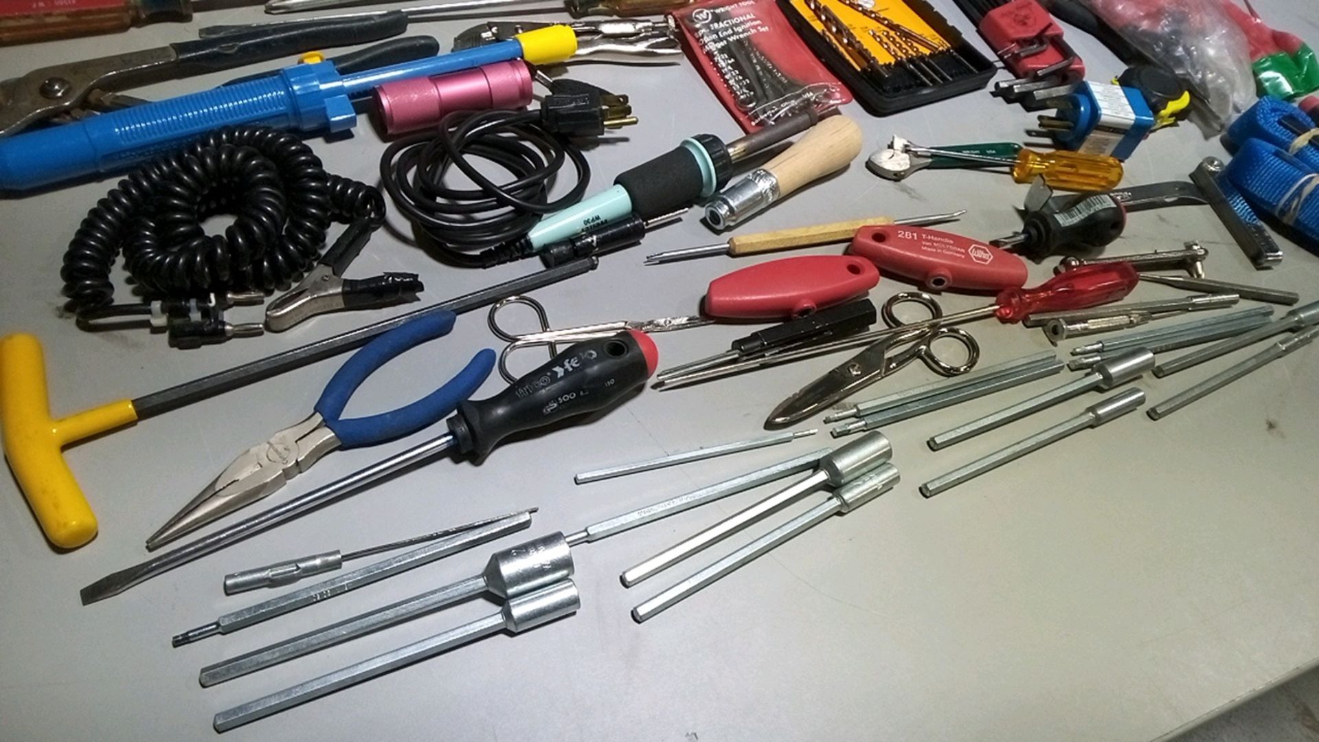 LOT OF ASSORTED TOOLS - Image 4 of 4