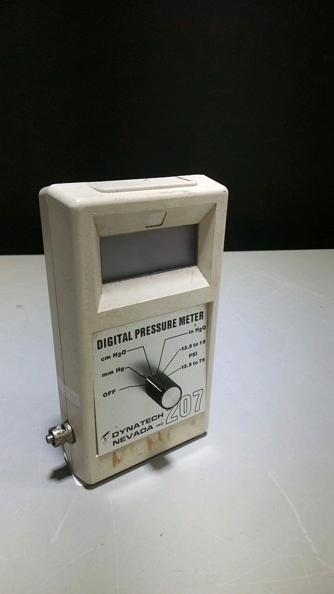 DYNATECH NEVADA 207 PRESSURE METER