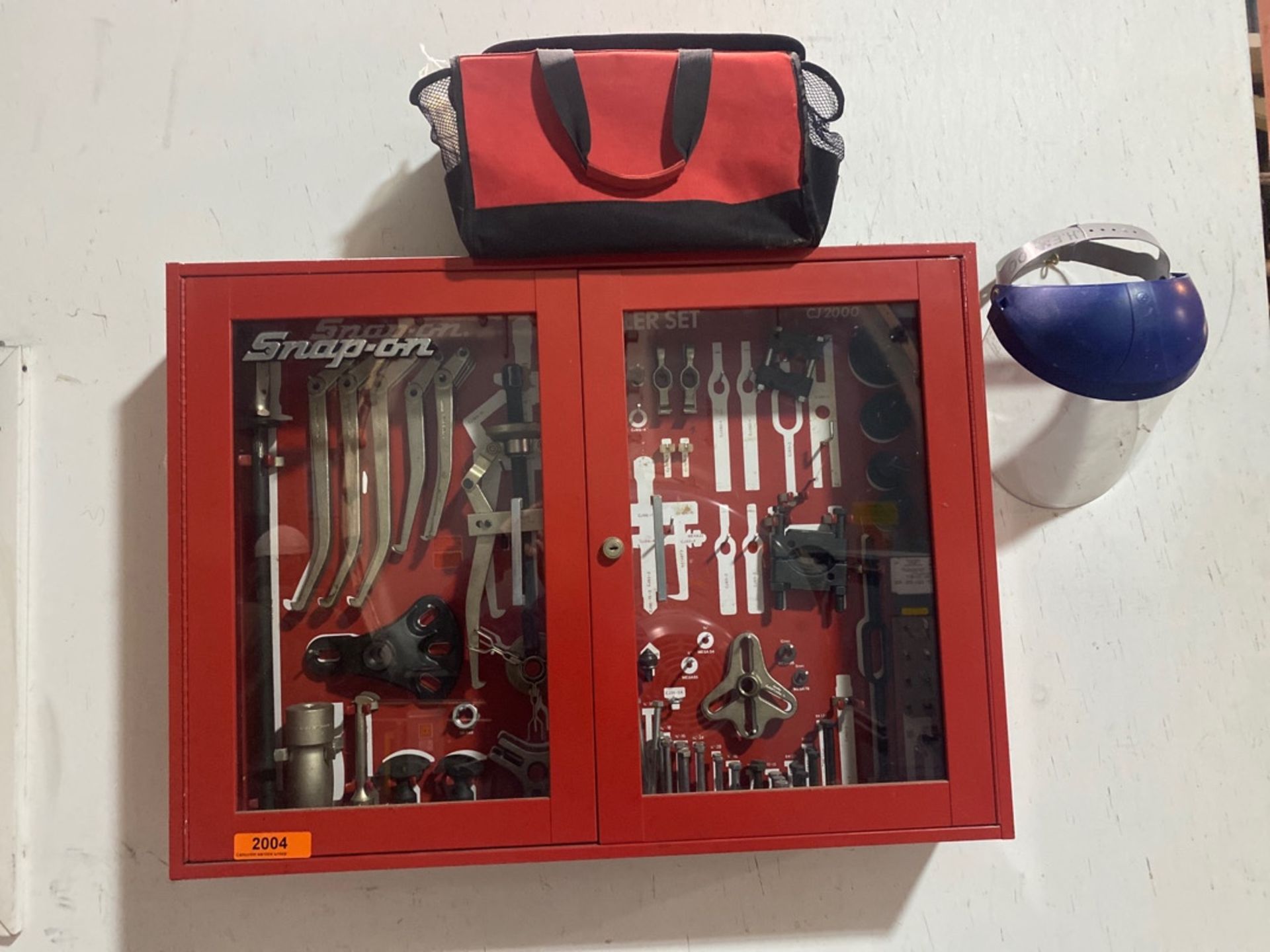 SNAP ON WALL TOOL CADDY WITH TOOLS - Image 2 of 2