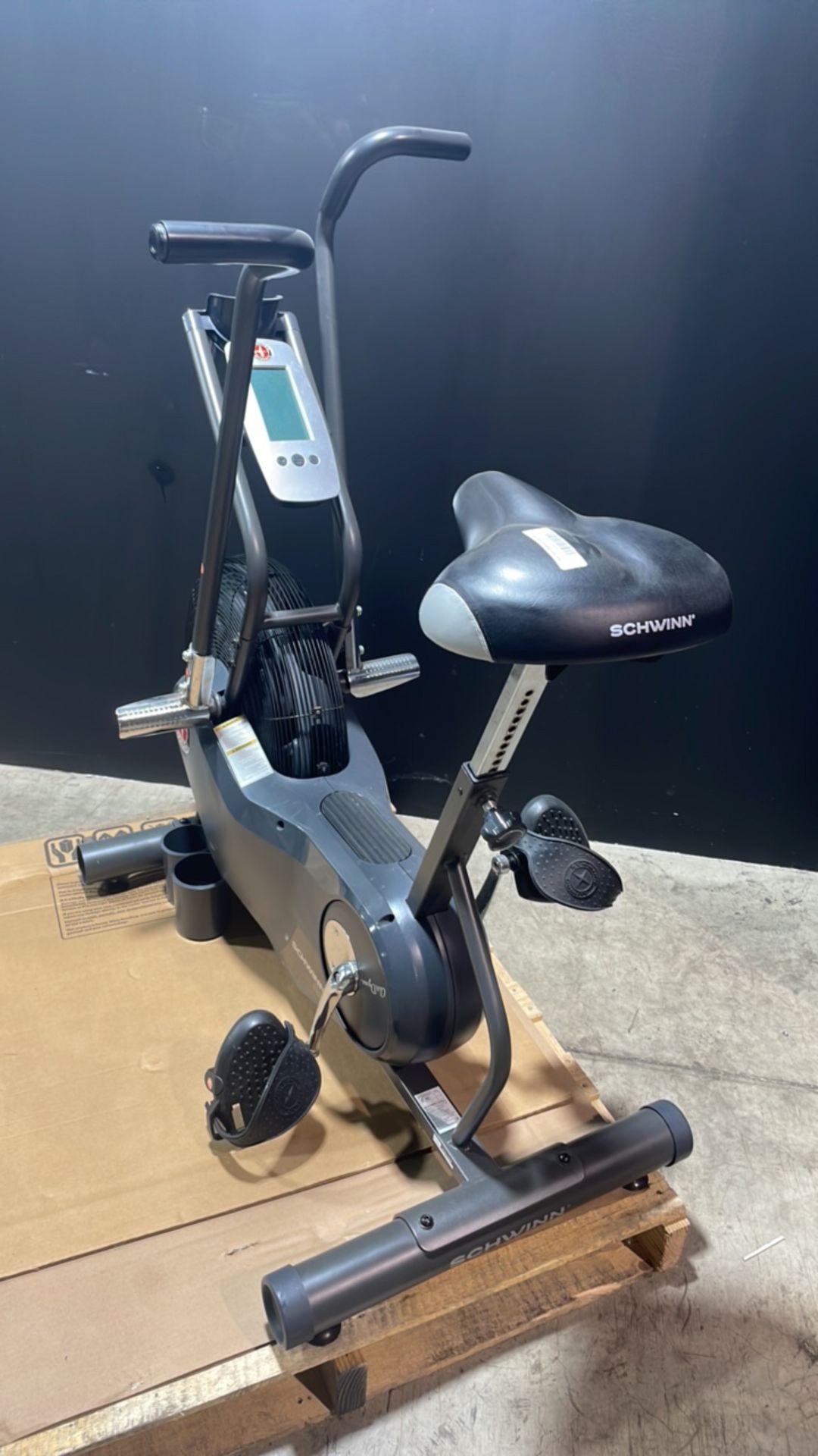 SCHWINN AD6 EXERCISE BIKE