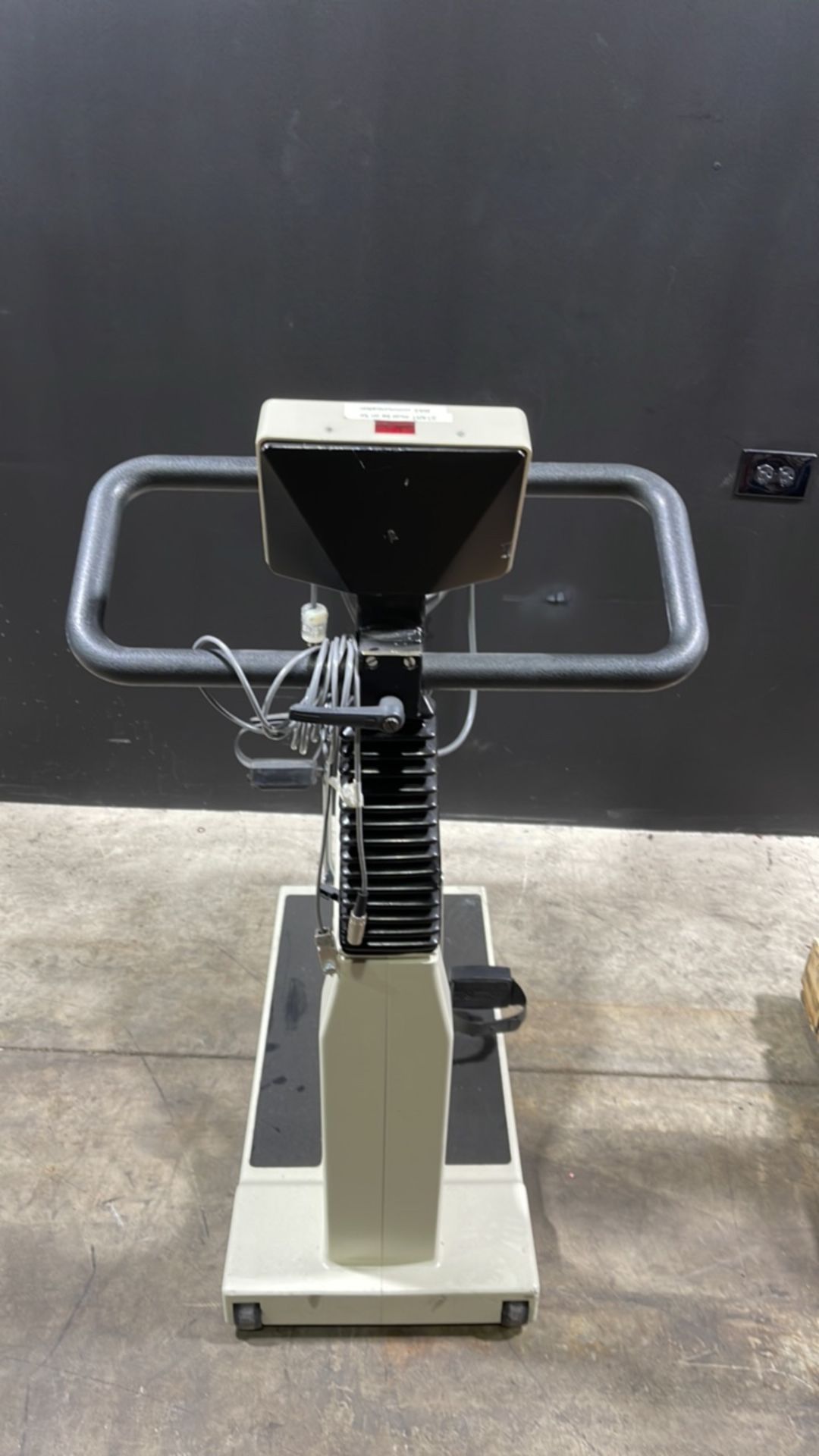 SENSORMEDICS ERGOMETRICS 800 ERGOMETER - Image 4 of 4