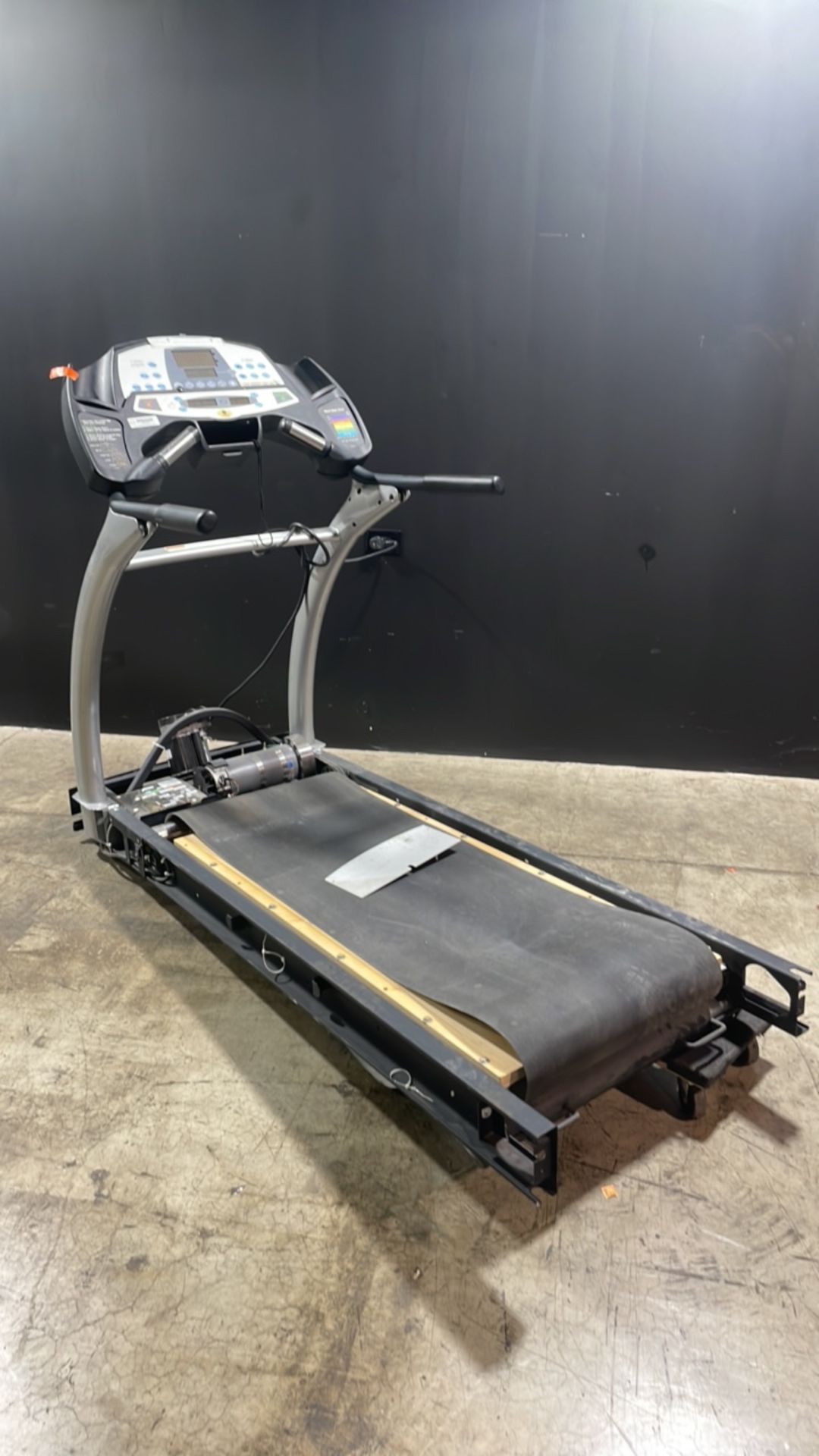 CYBEX TREADMILL