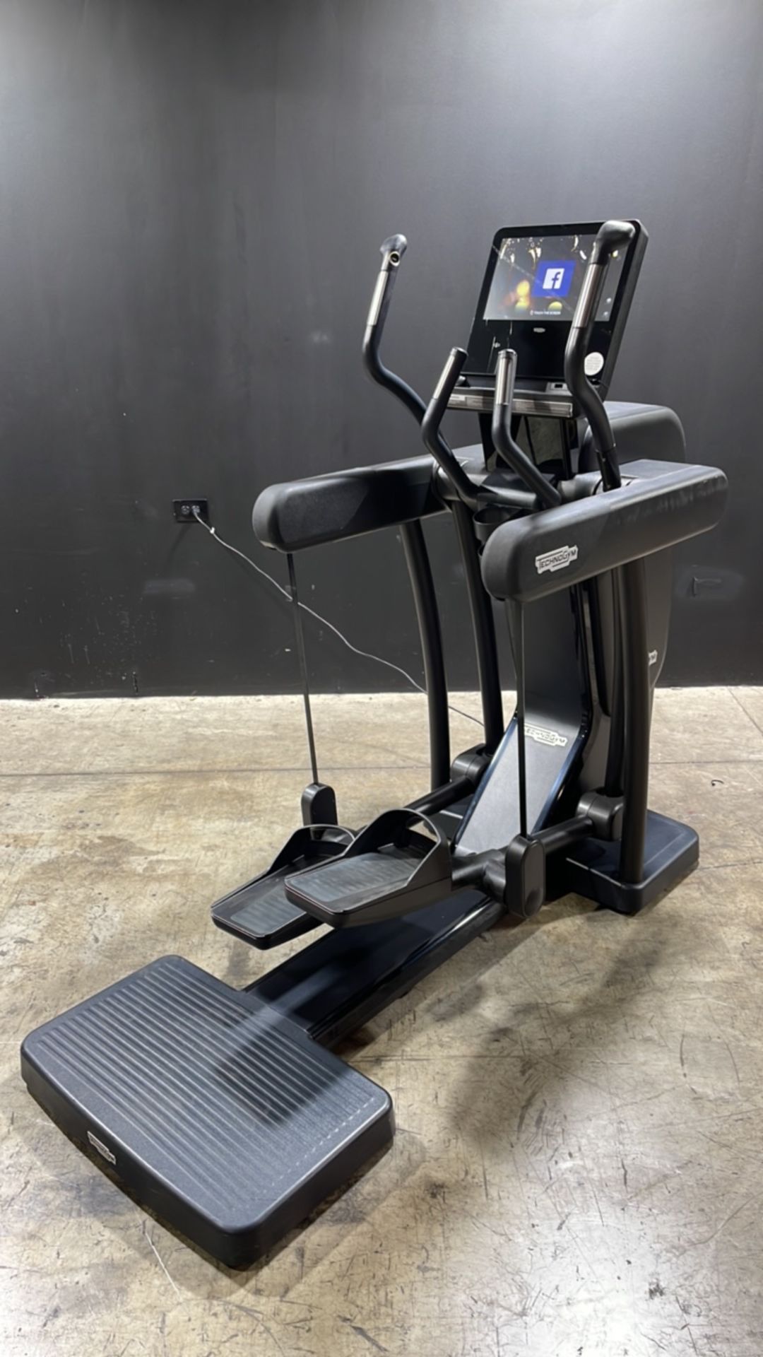 TECHNOGYM ELLIPTICAL WITH TOUCH SCREEN MONITOR - Image 2 of 4