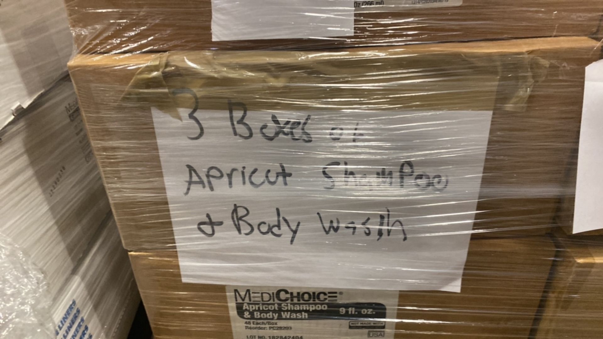 PALLET AND CONTENTS TO INCLUDE: 3 Boxes (144 indv.) of Apricot Shampoo and Body Wash ? 3 boxes( 90 - Image 2 of 3