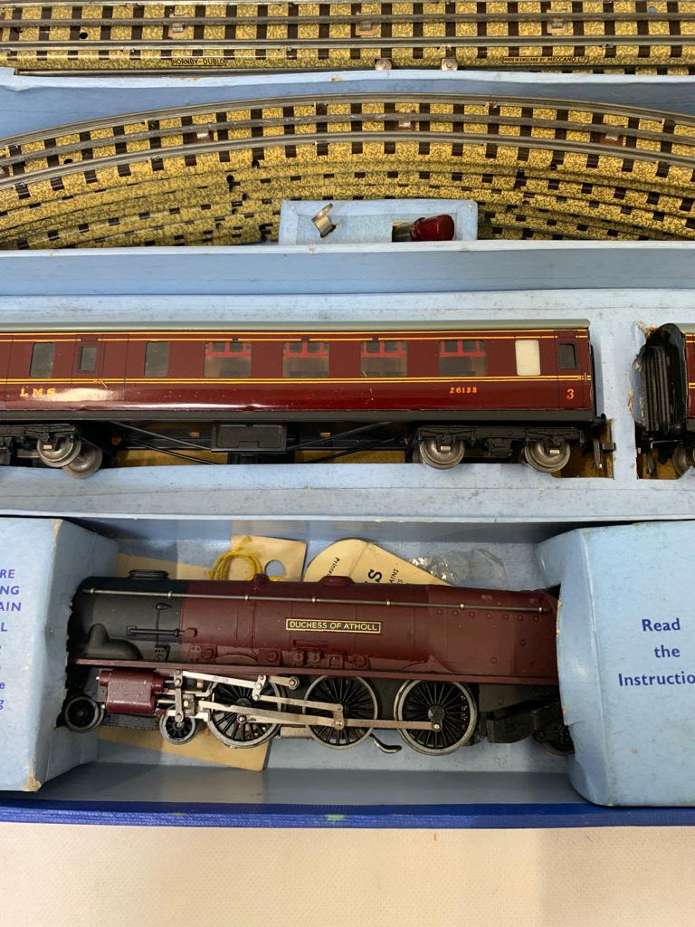 HORNBY 00 gauge 3 rail electric passenger train set with 4-6-2 Duchess of Atholl no 5231 LMS and - Image 2 of 2