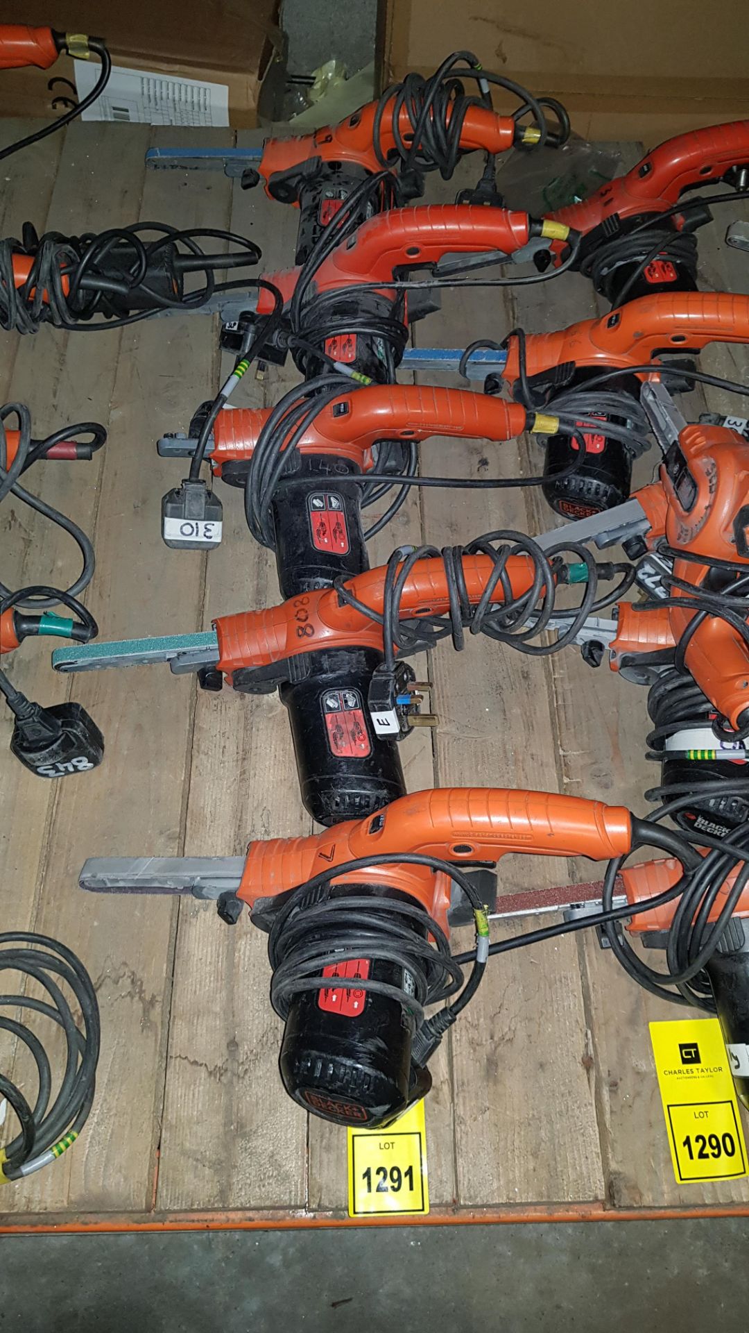 5 X BLACK AND DECKER POWER FILES