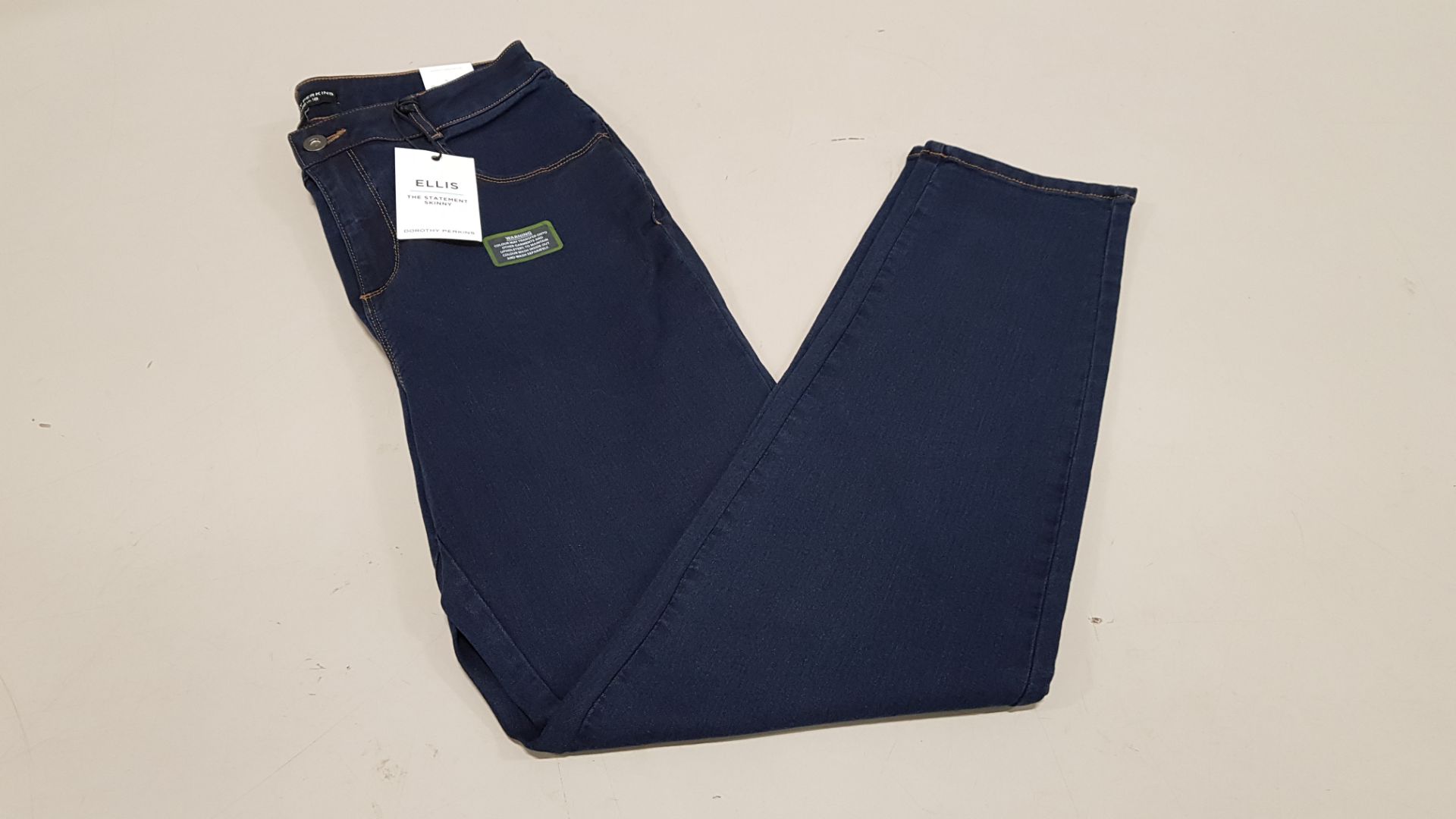 20 X BRAND NEW DOROTHY PERKINS DP CURVE JEANS UK SIZE 20 RRP £15.00 (TOTAL RRP £300.00)