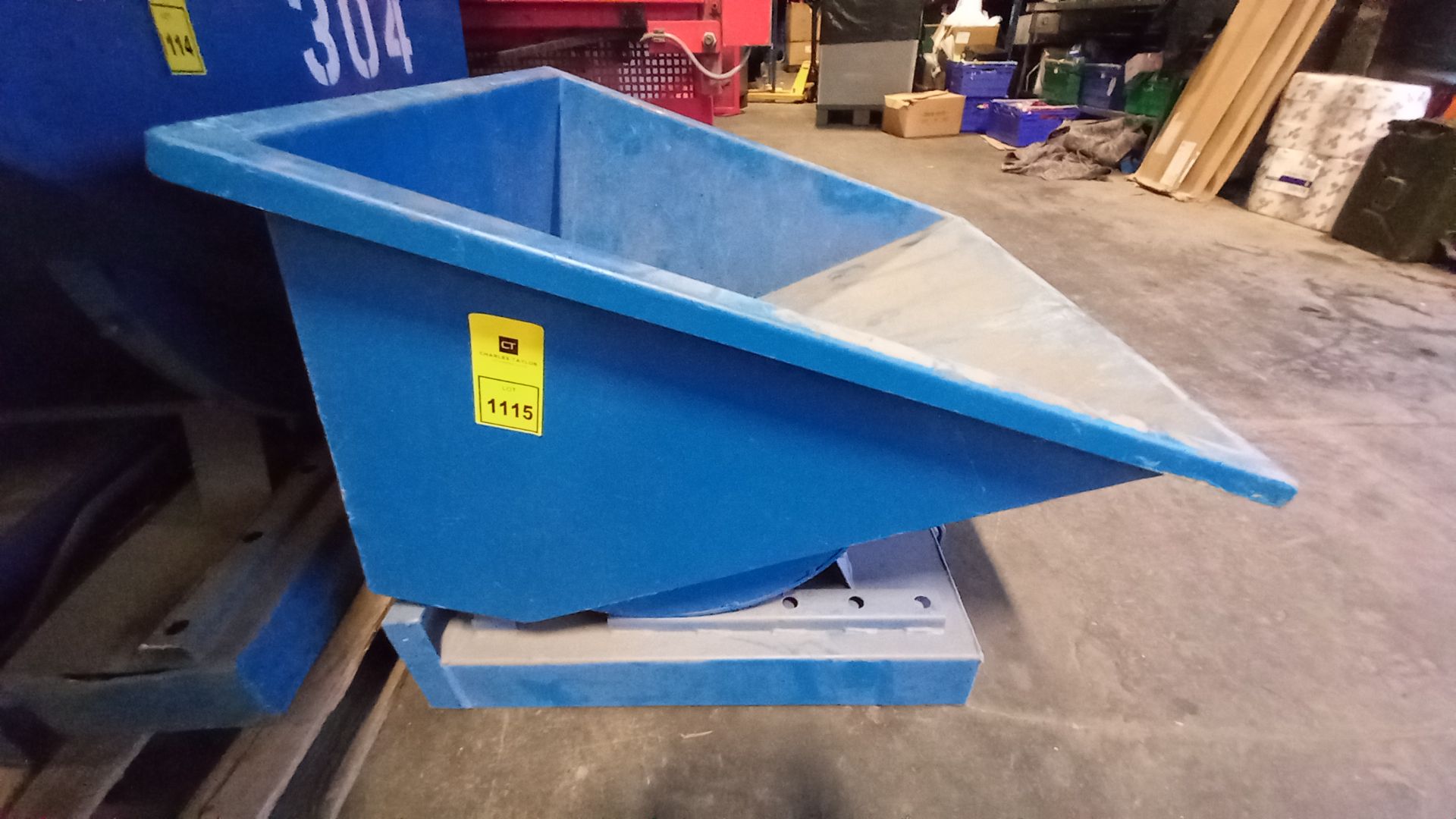 150 LITRE SKIP BIN WITH FLT TIPPING BASE