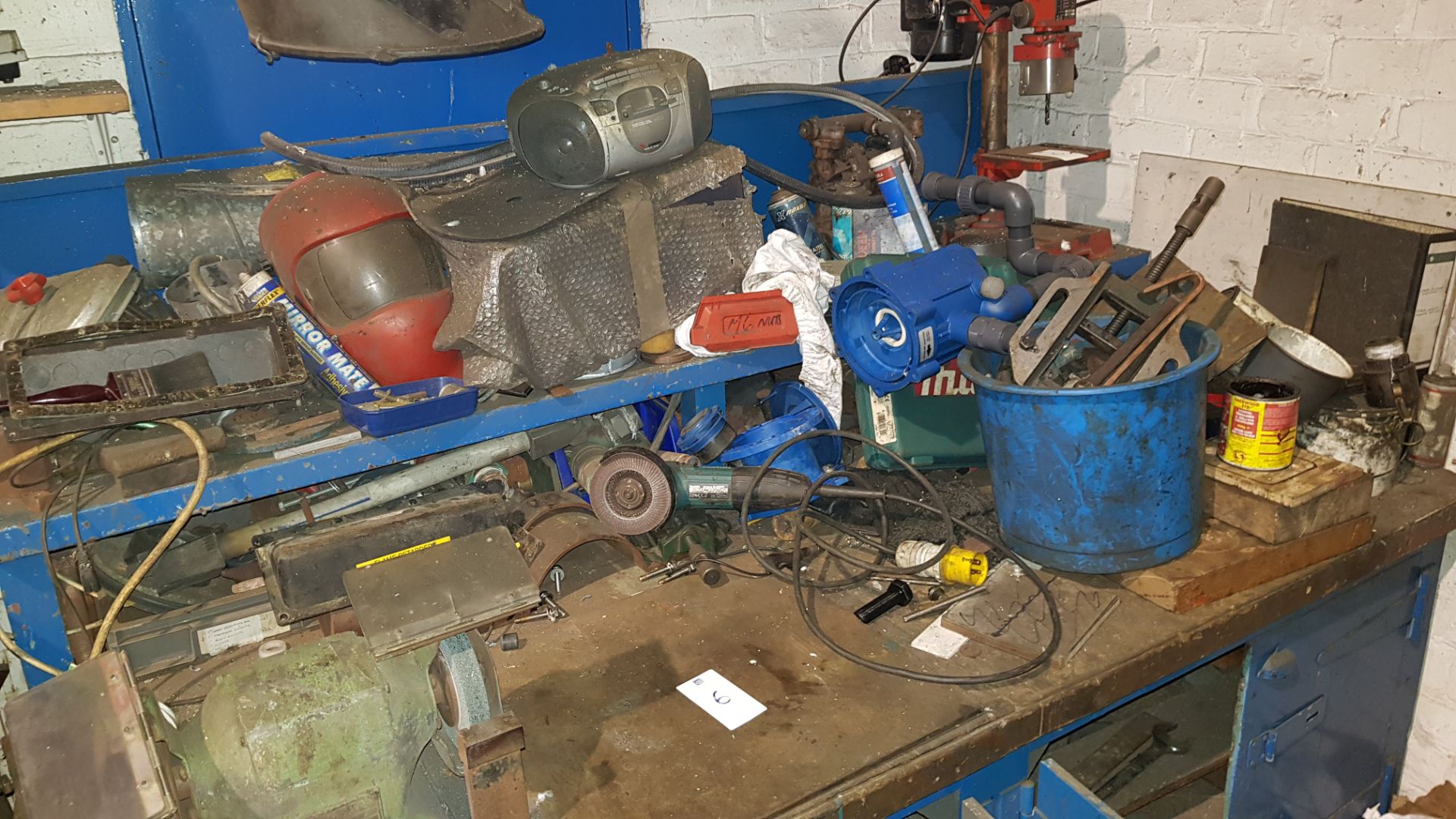 MIXED LOT TO INC - ENGINEERS BENCH WITH DOUBLE ENDED GRINDER. SEALEY BENCH DRILL, ASSORTED PARTS & - Image 2 of 4