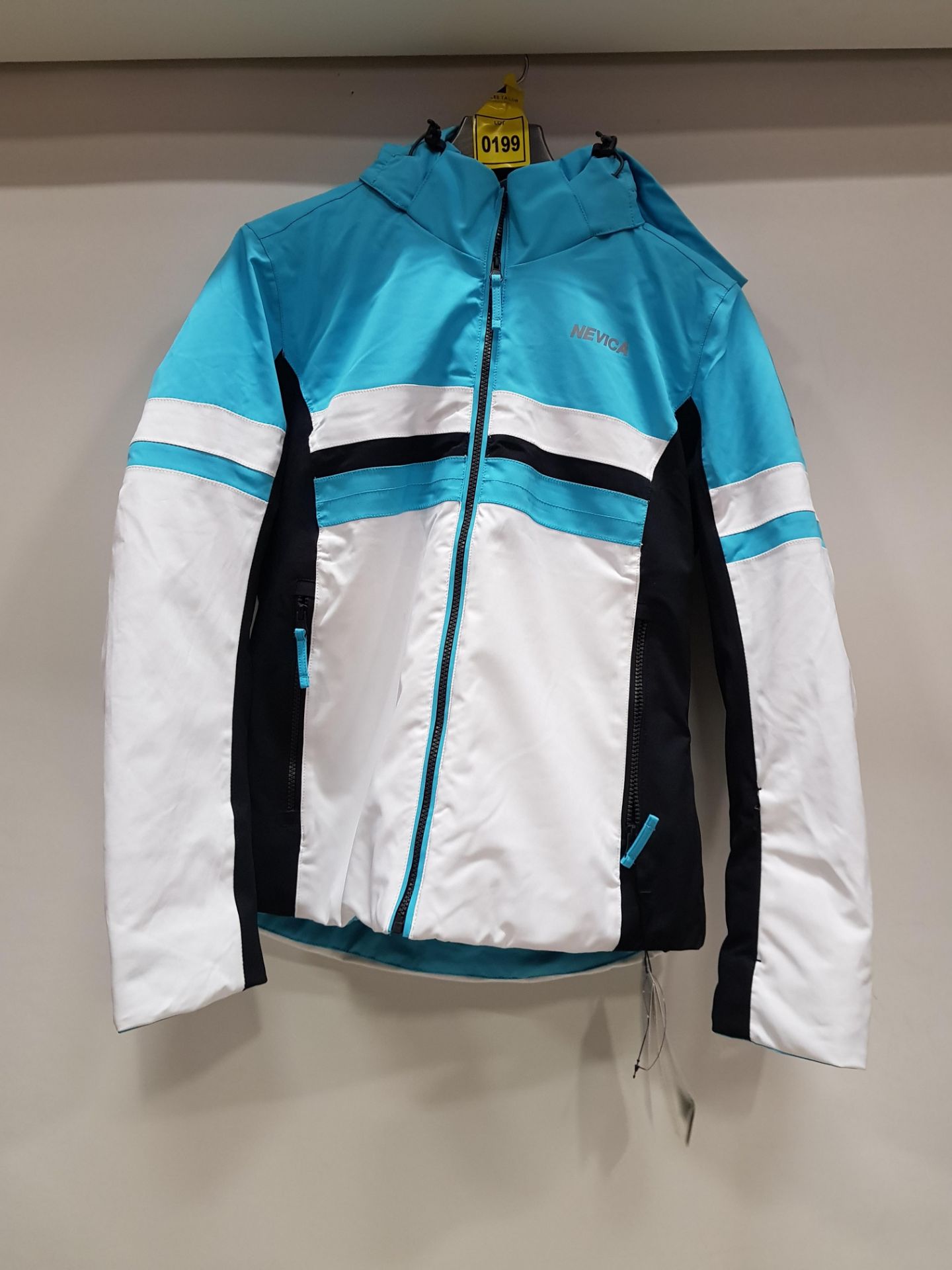 BRAND NEW NEVICA MERBIAL SKI JACKET IN WHITE AND TURQUOISE ( SIZE UK M )