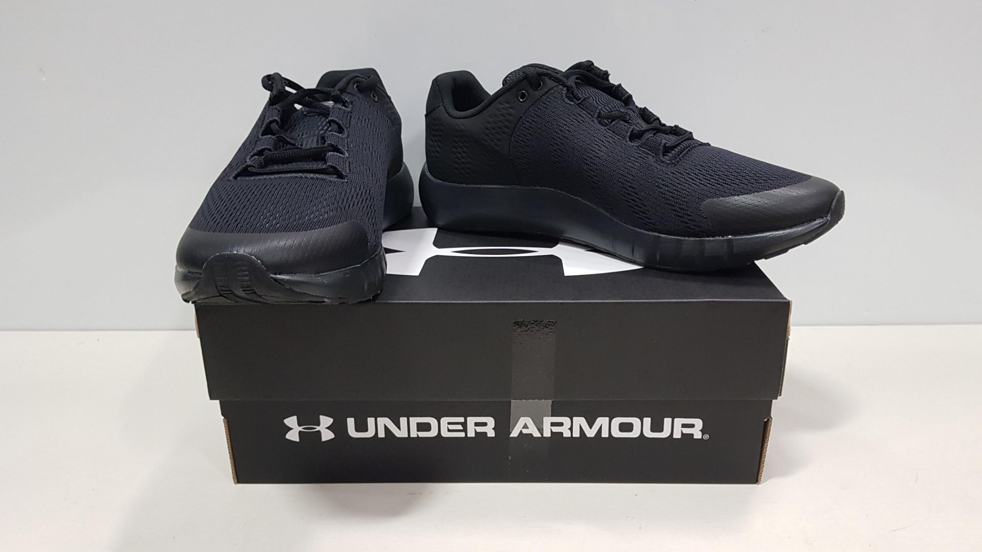 5 X BRAND NEW UNDER ARMOUR UA MICRO G PURSUIT BP IN ALL BLACK ( SIZE UK 10 )