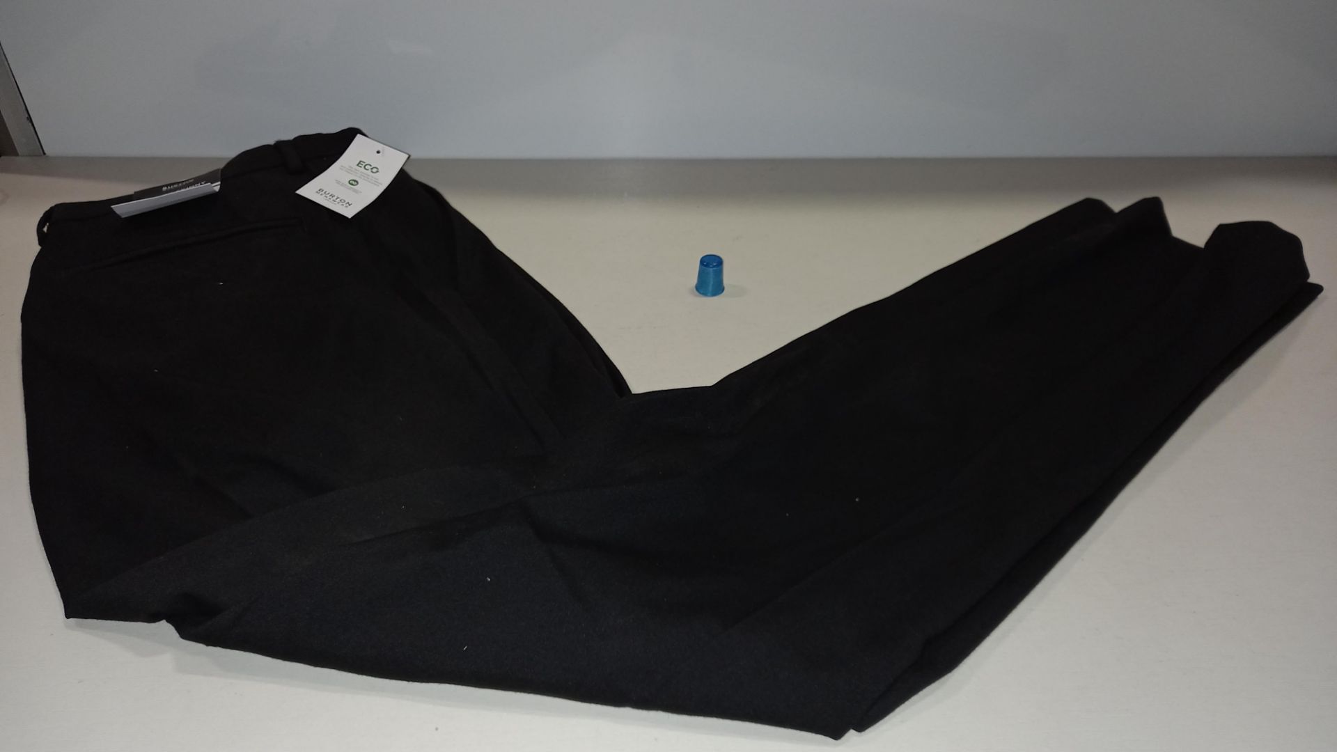 20 X BRAND NEW BURTON MENSWEAR SUPER SKINNY SUIT PANTS IN BLACK ( SIZE UK 36L )