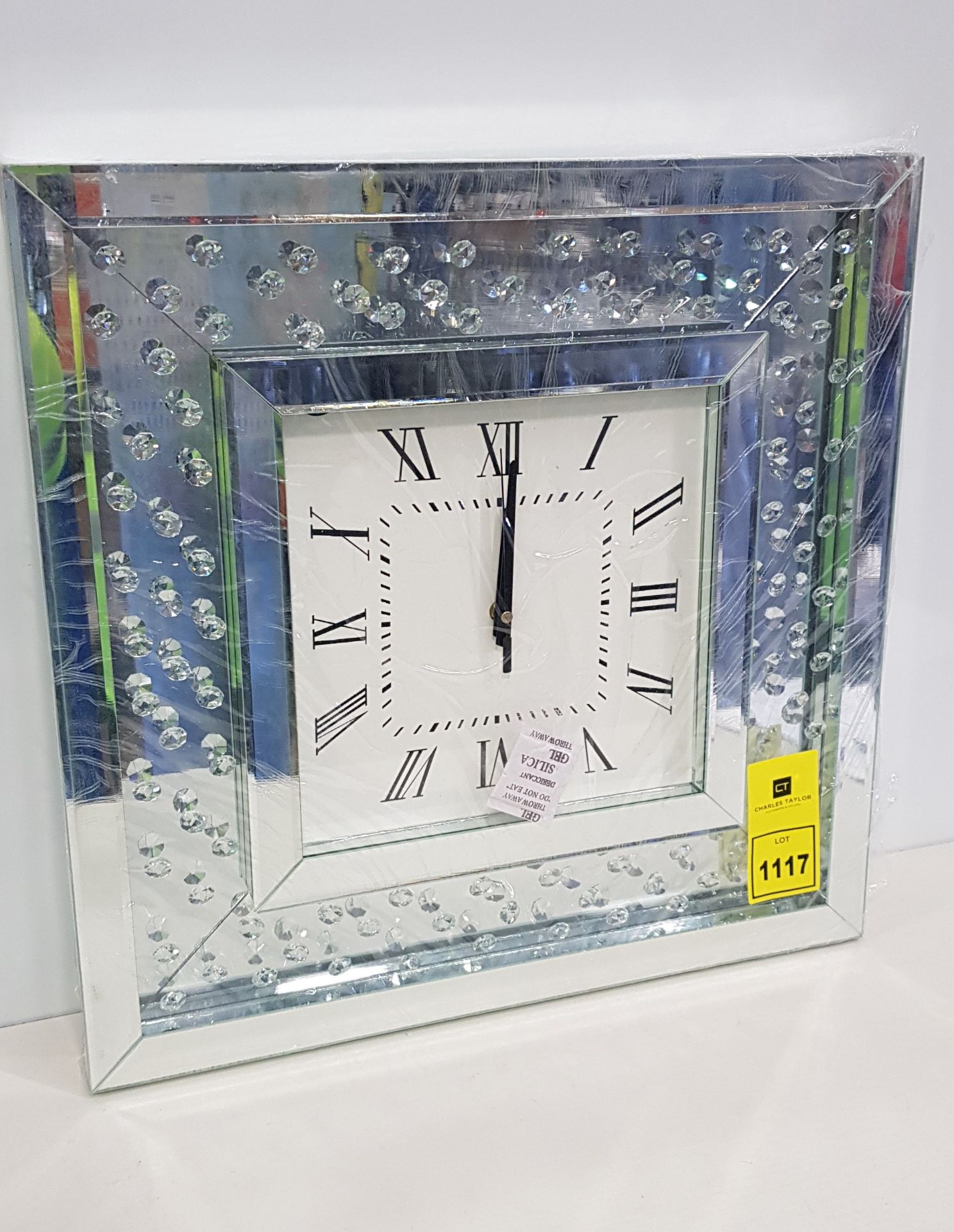 1 X SQUARE FLOATING CRYSTAL WALL CLOCK (50X50X8CM) 10KG - WITH BOX - SMALL CHIP ON RIGHT CORNER **