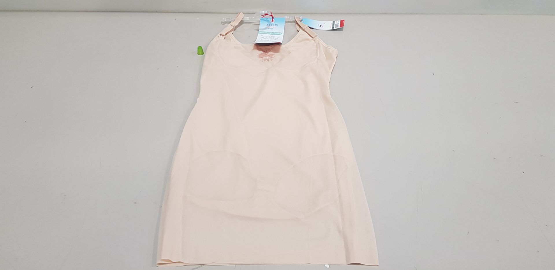 12 X BRAND NEW SPANX OPEN BUST BODY SLIP IN NUDE SIZE 1X RRP $60.00 (TOTAL RRP $720.00)