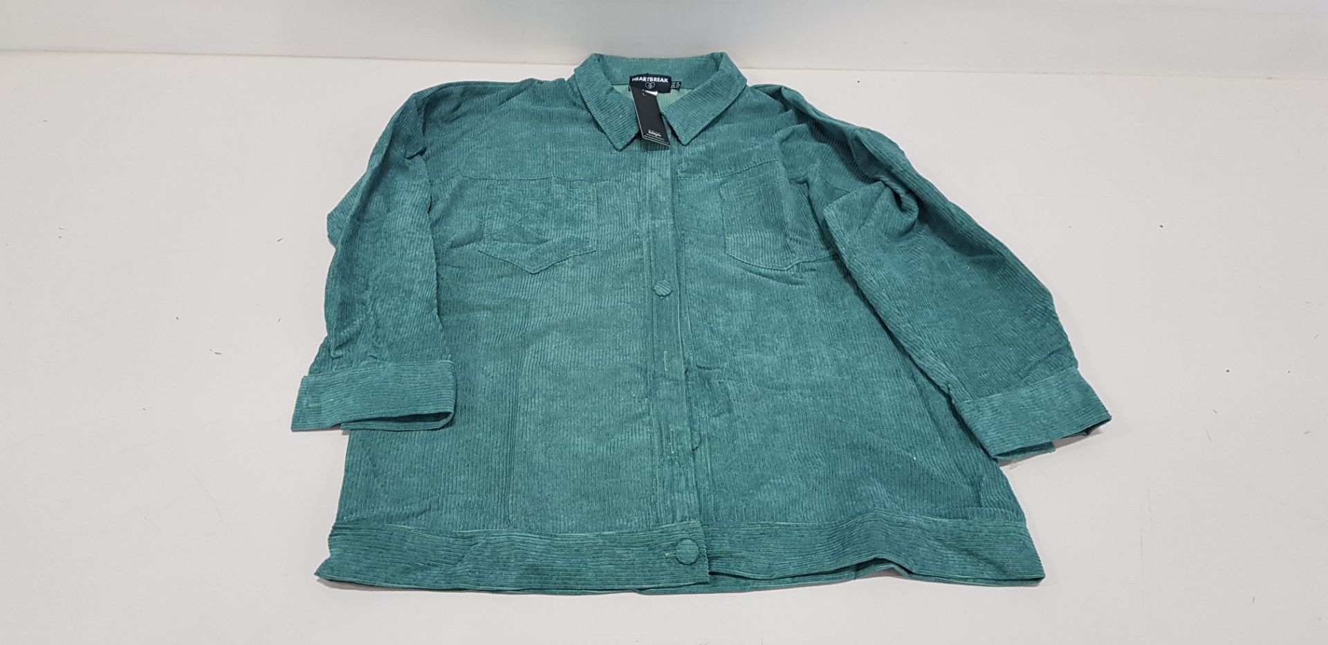 22 X BRAND NEW HEARTBREAK CORD SHIRT IN FOREST GREEN (SIZES 14 AND 16) - IN 2 TRAYS